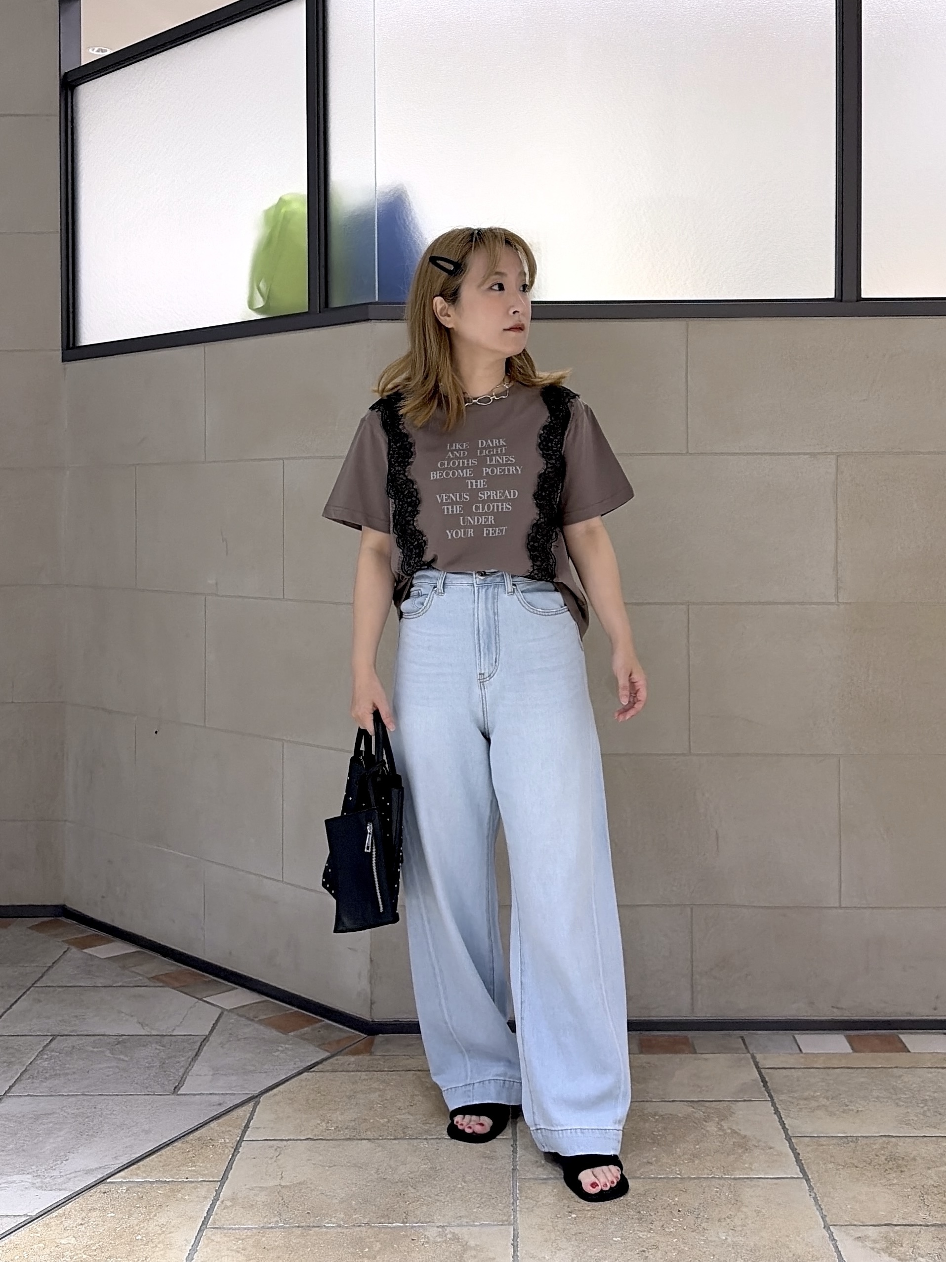 よねさんの「INDIVI｜レースステッチドTシャツ」を使ったコーディネート