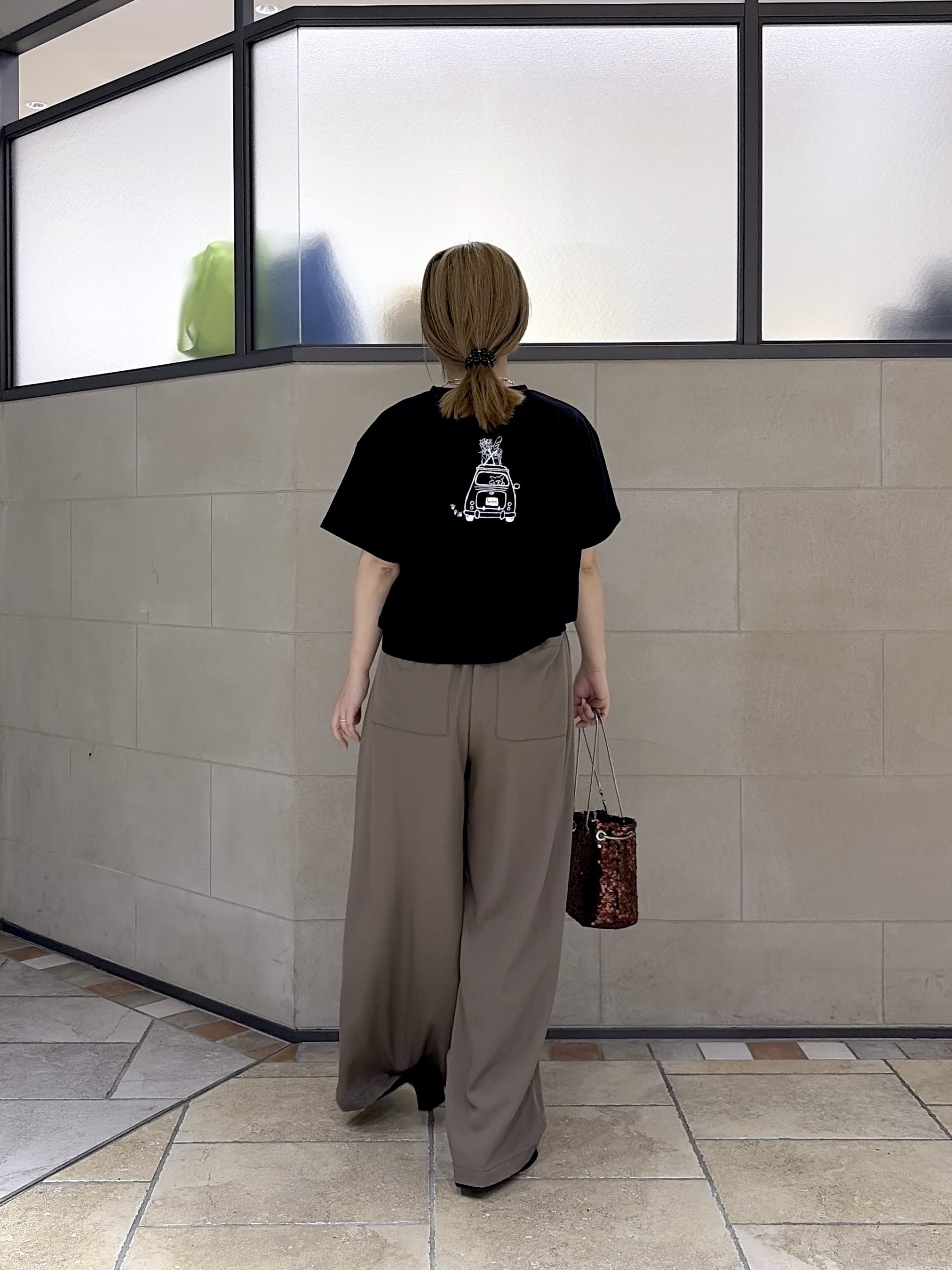 よねさんの「INDIVI｜フレンチブルTシャツ」を使ったコーディネート