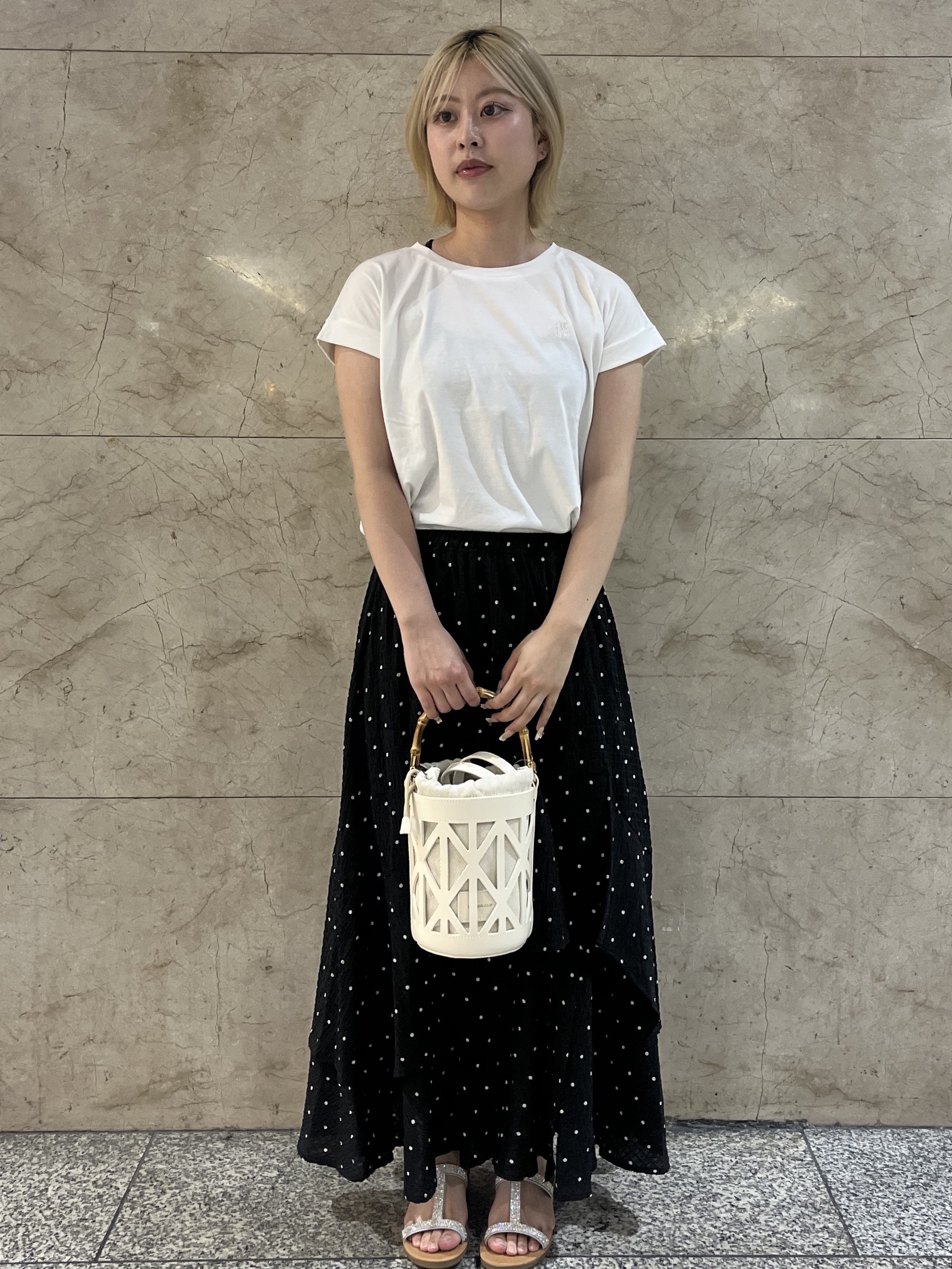 まひるさんの「index｜【接触冷感／UV】ワンポイント刺繍Tシャツ《7col／XS~3L／洗濯機OK》」を使ったコーディネート
