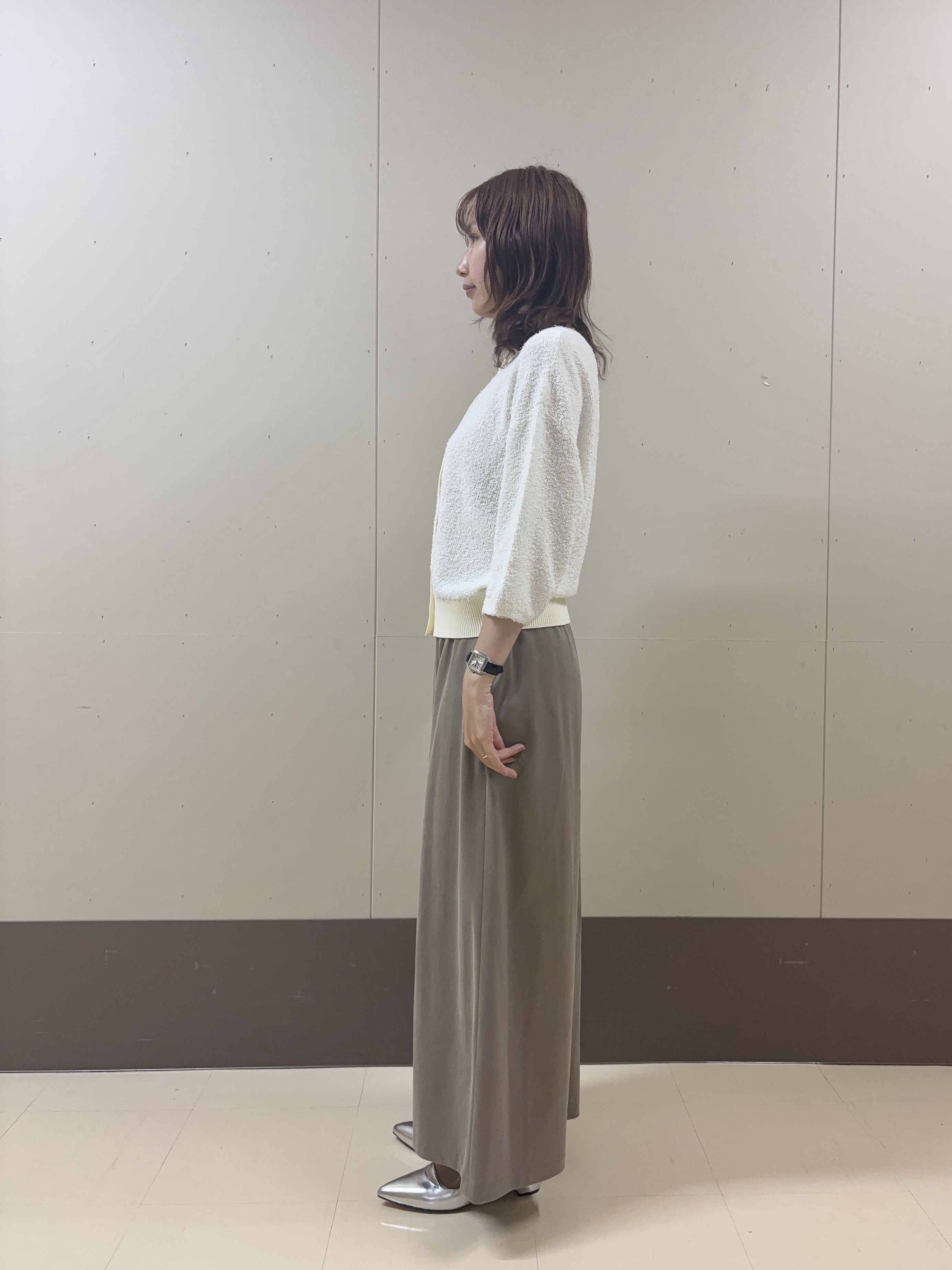 yuriさんの「UNTITLED｜【ジャケットライク/前後2WAY】コットン混カールプルオーバー」を使ったコーディネート