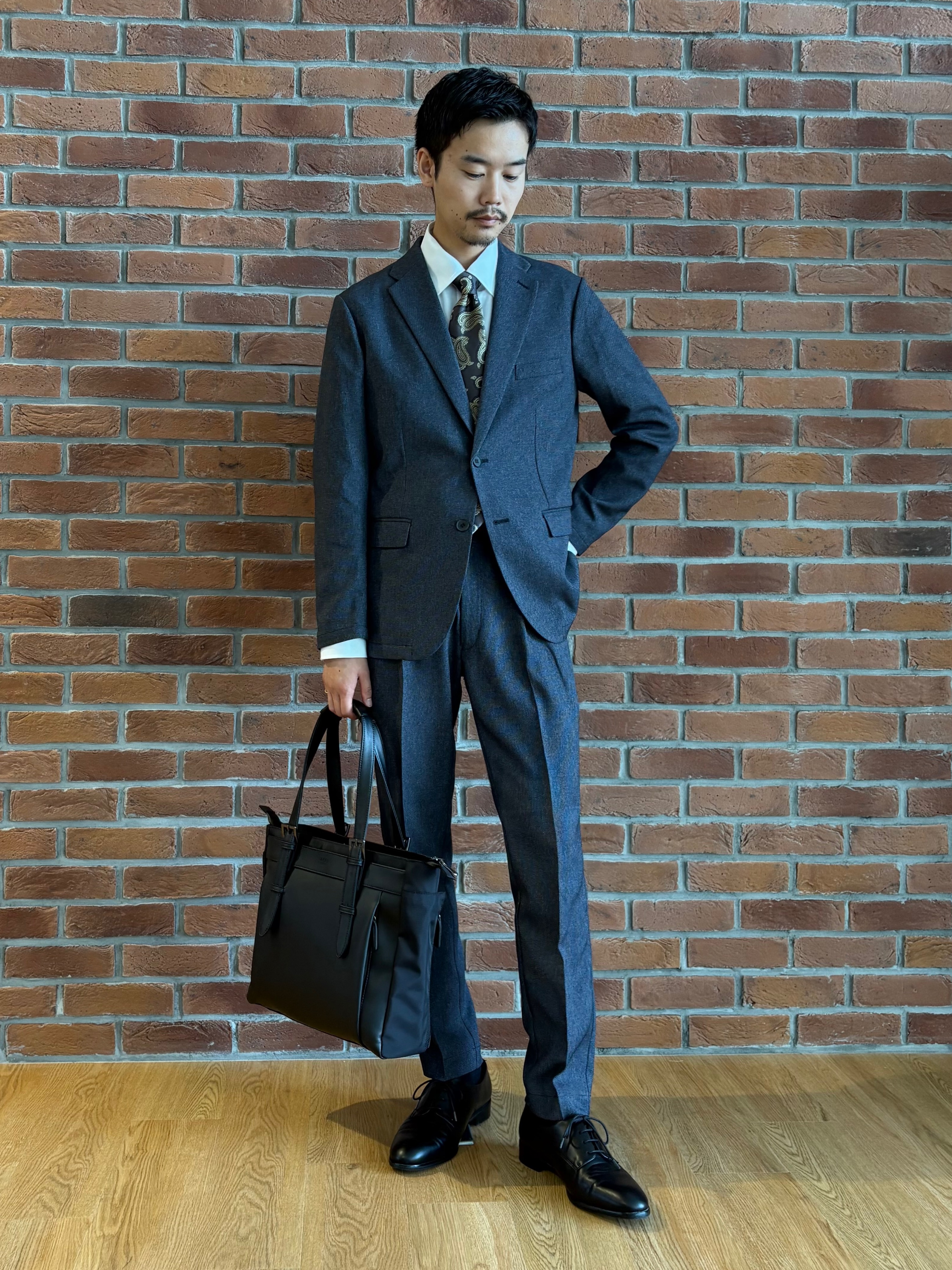 北浦歩大さんの「tk.TAKEO KIKUCHI｜ビジネスシューズ」を使ったコーディネート