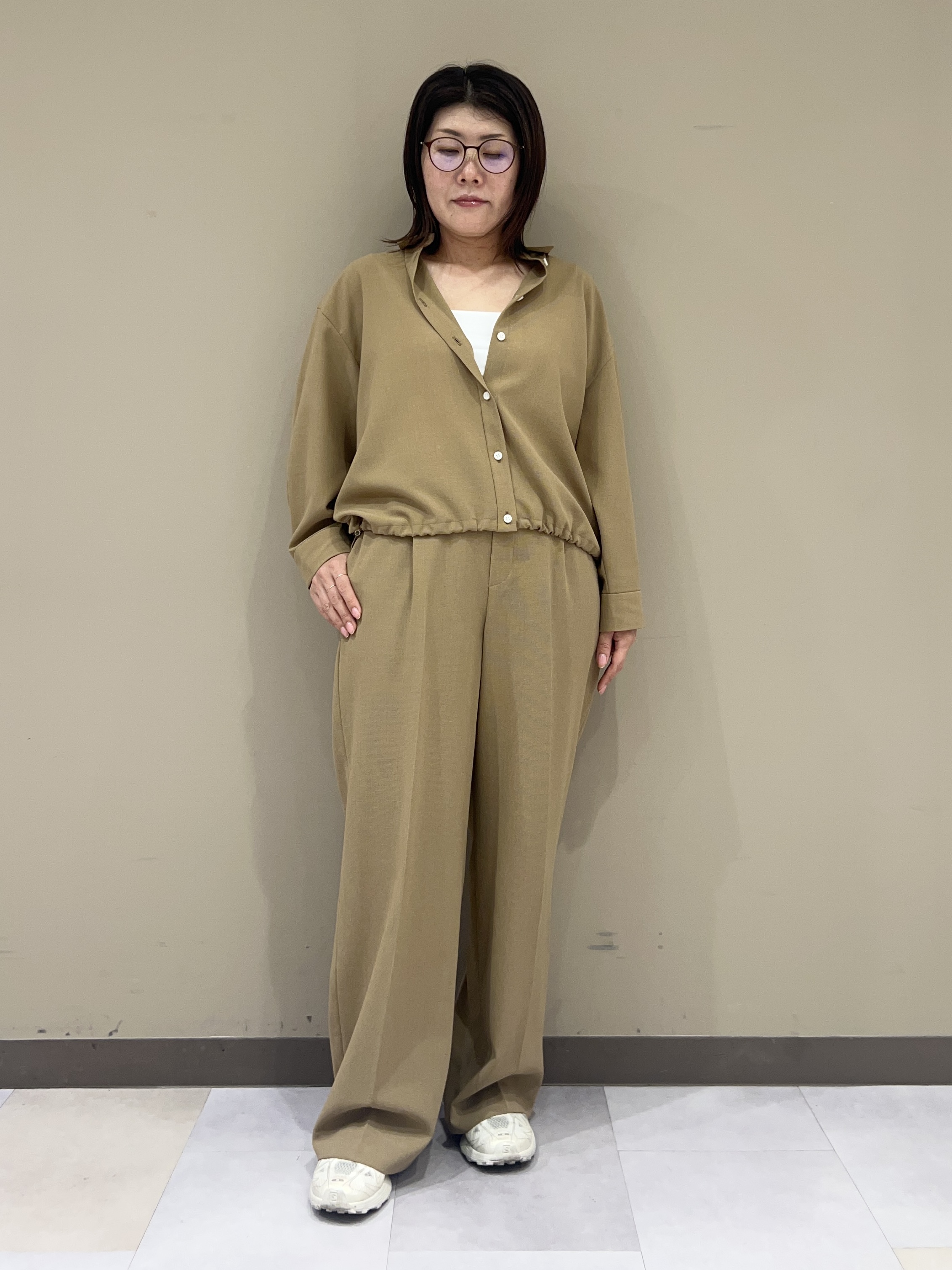 fukuさんの「UNTITLED｜【秋羽織り/セットアップ可/UVカット】エアリークールドロストシャツ」を使ったコーディネート