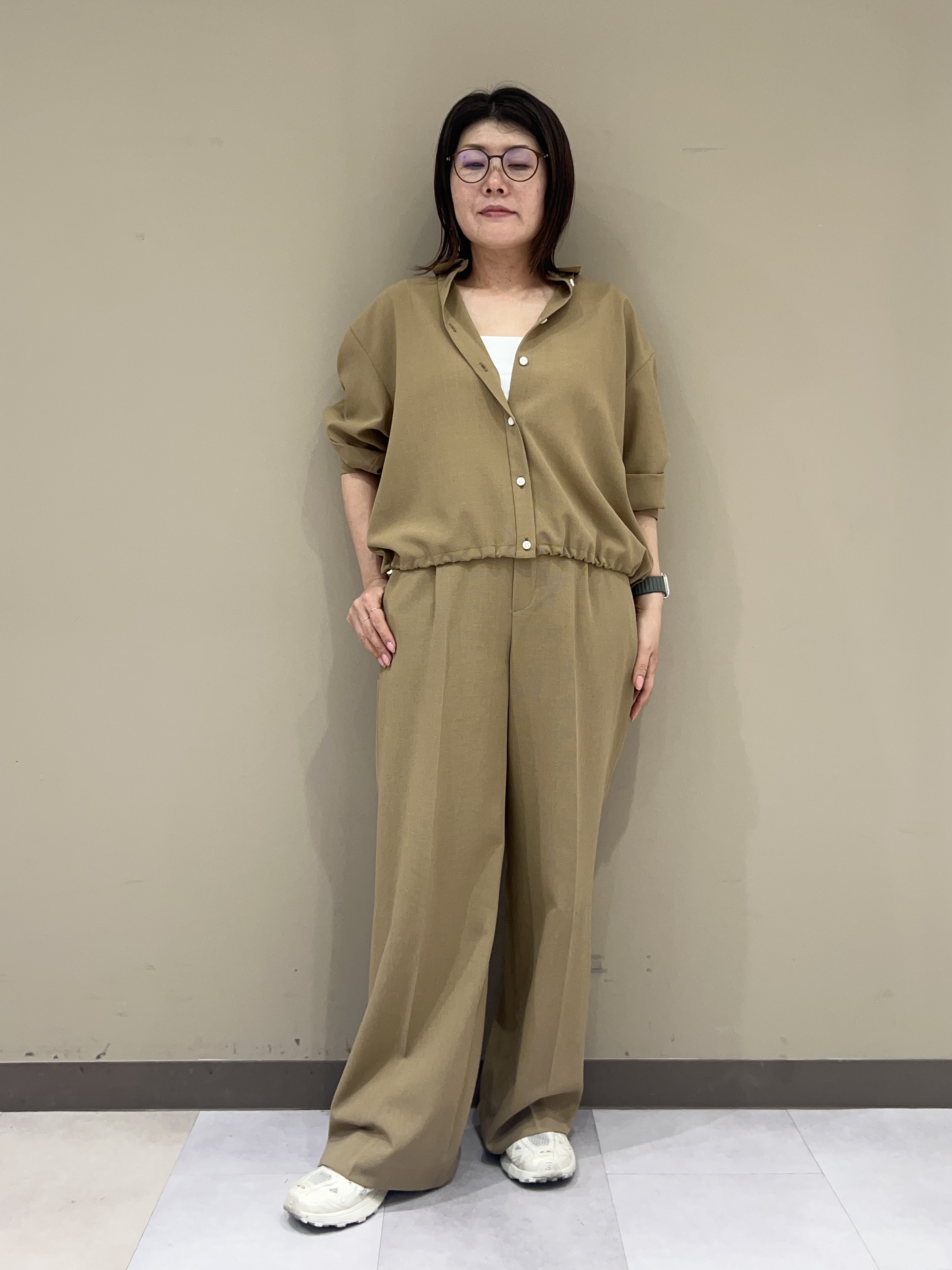 fukuさんの「UNTITLED｜【秋羽織り/セットアップ可/UVカット】エアリークールドロストシャツ」を使ったコーディネート