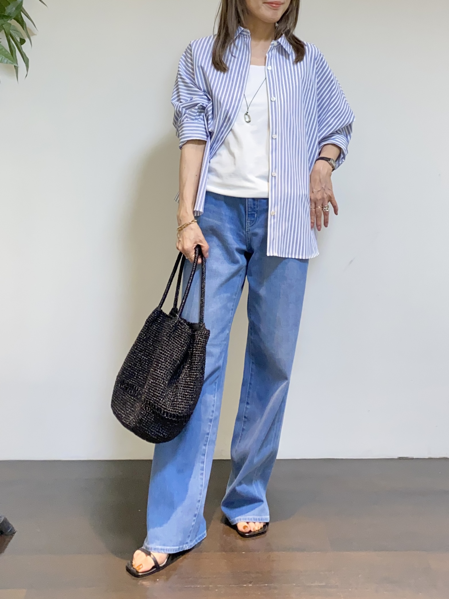 tomoさんの「UNTITLED｜【接触冷感/吸水速乾/UVカット】ドルマンスリーブシャツ」を使ったコーディネート