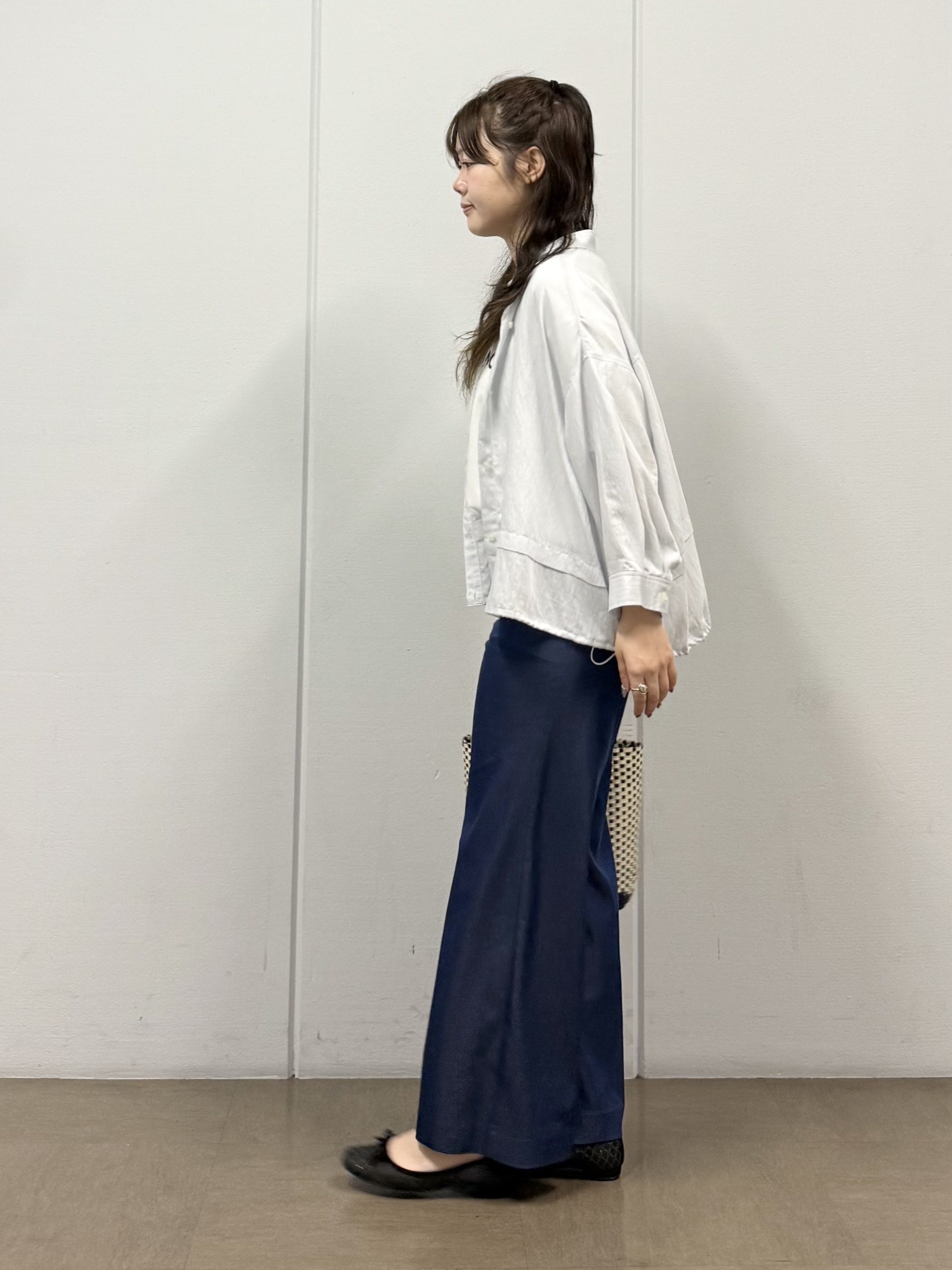 mizukiさんの「INDIVI｜【UVケア／選べるグラフィック】スムースジャージTシャツ」を使ったコーディネート