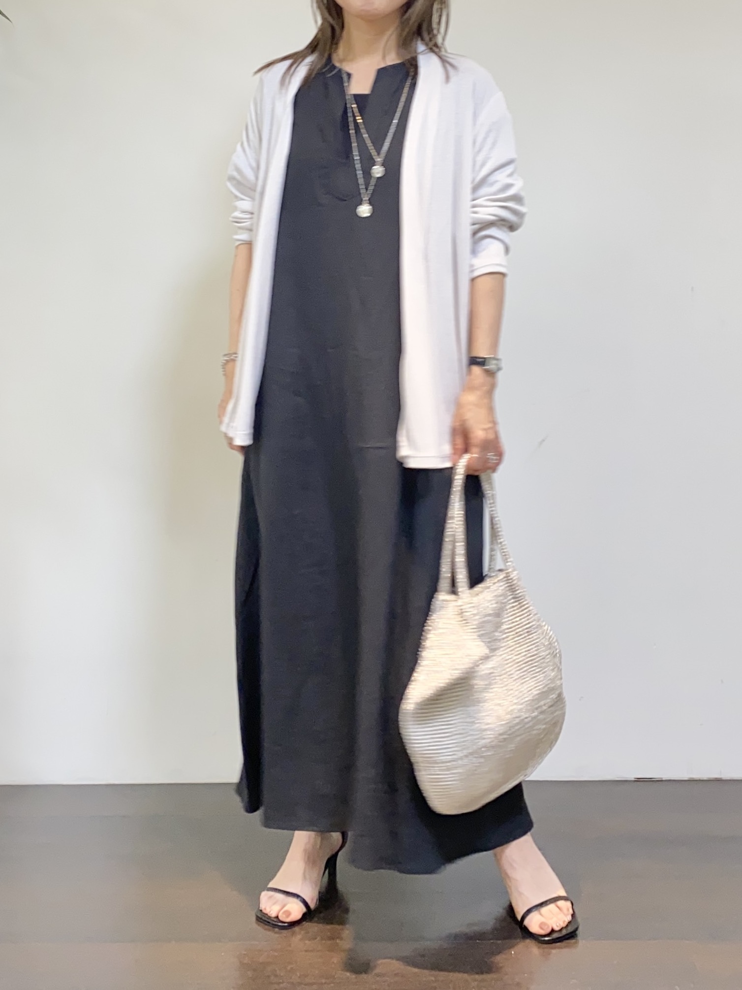 tomoさんの「UNTITLED｜【接触冷感/UVカット/遮熱機能】フライスジャージカーディガン」を使ったコーディネート