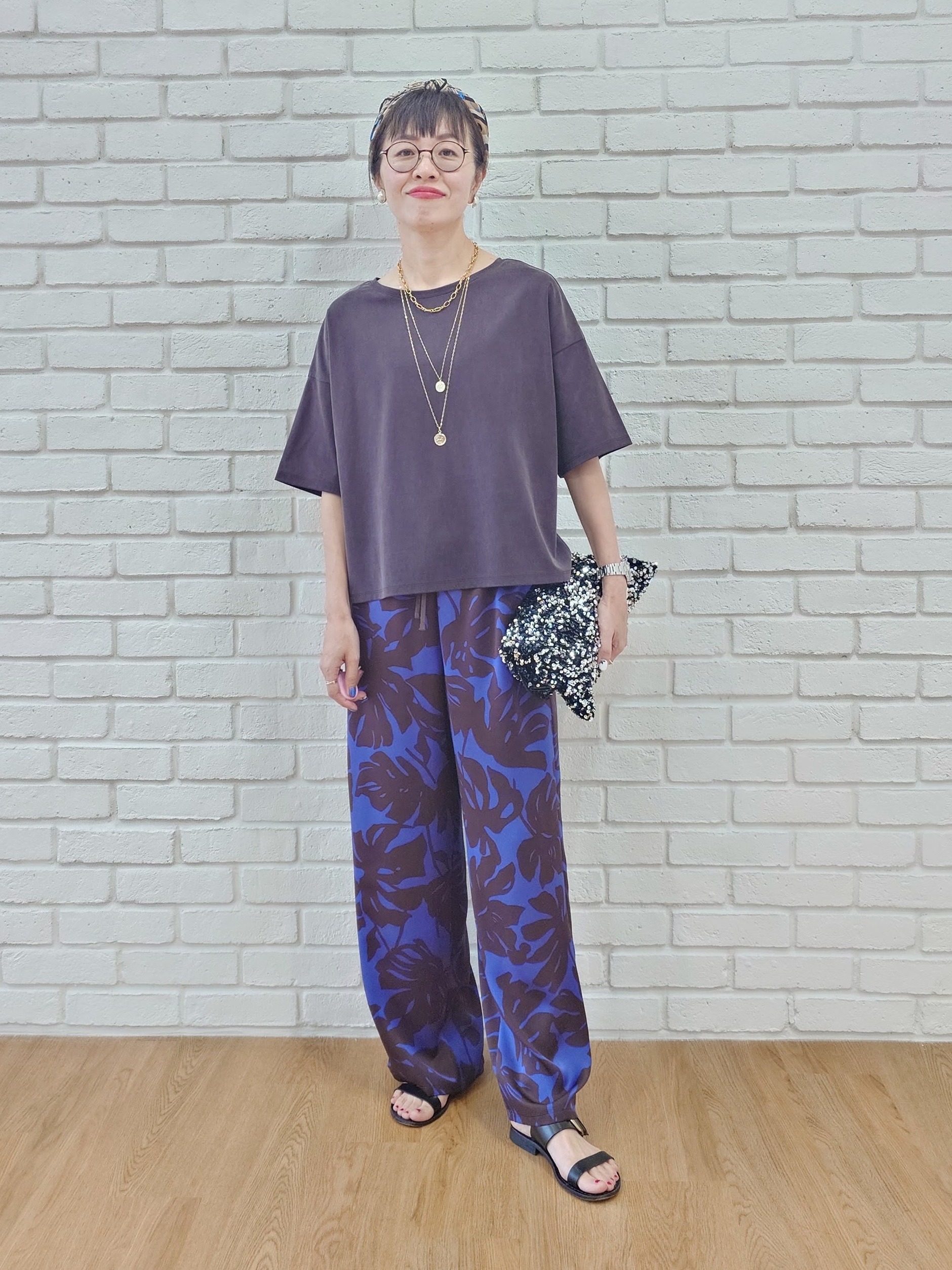MUTSUKOさんの「UNTITLED｜【きれいめTシャツ/セットアップ可】ヴィンテージライクプルオーバー」を使ったコーディネート