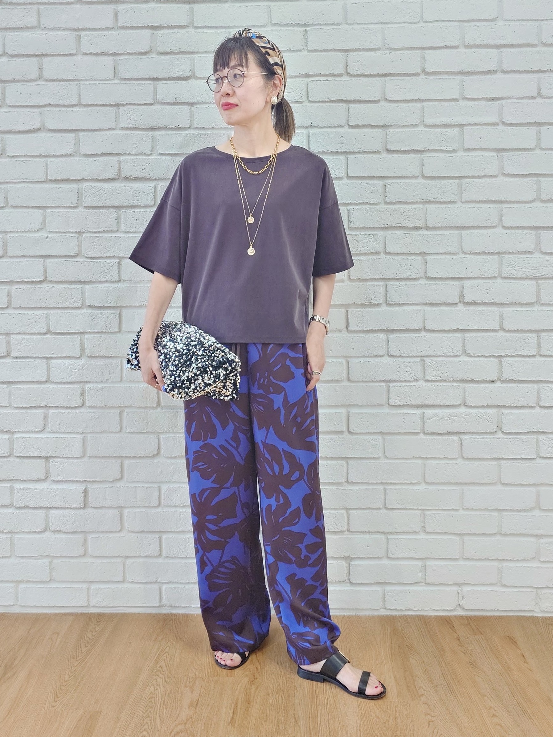 MUTSUKOさんの「UNTITLED｜【きれいめTシャツ/セットアップ可】ヴィンテージライクプルオーバー」を使ったコーディネート