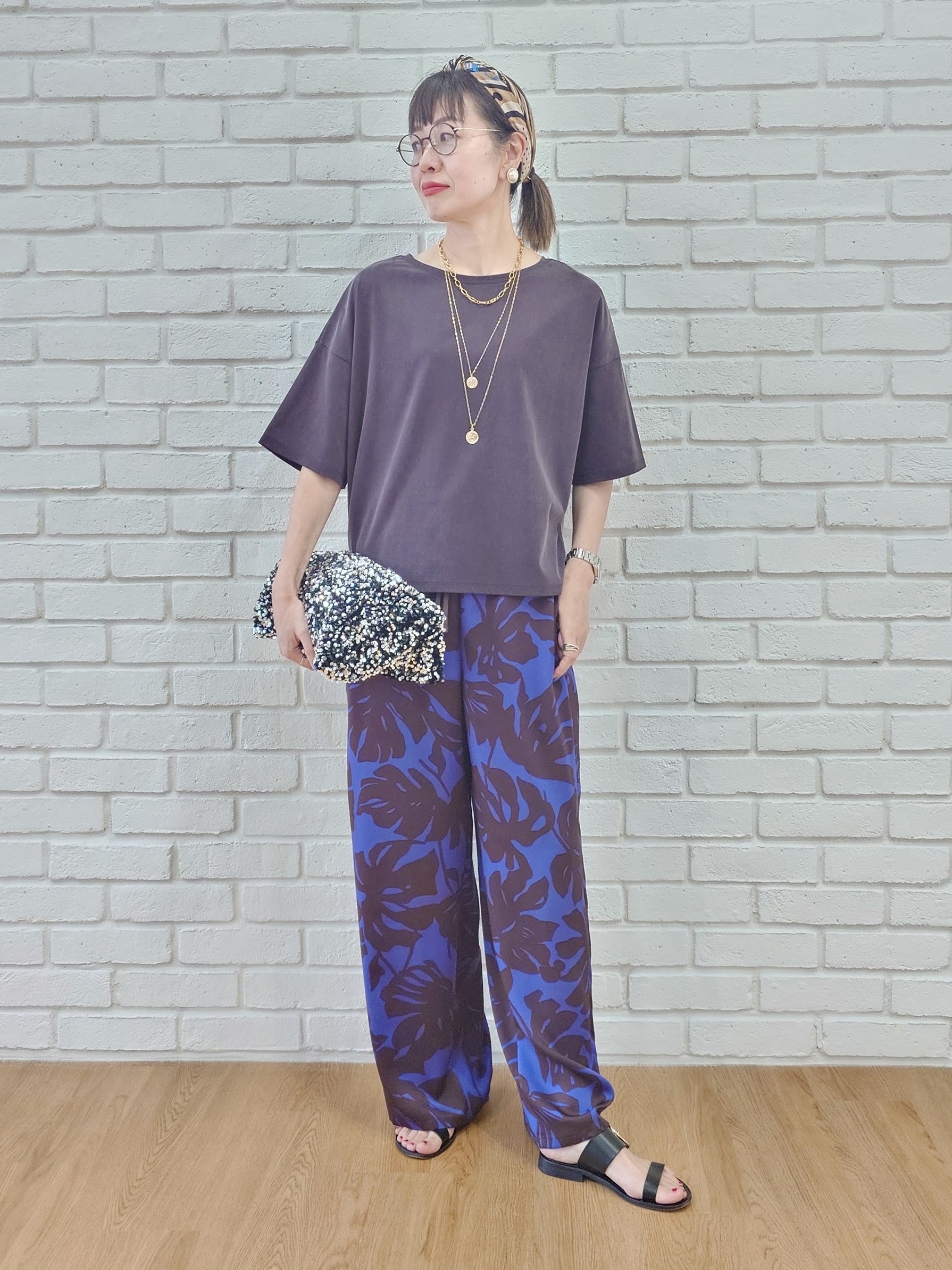 MUTSUKOさんの「UNTITLED｜【きれいめTシャツ/セットアップ可】ヴィンテージライクプルオーバー」を使ったコーディネート