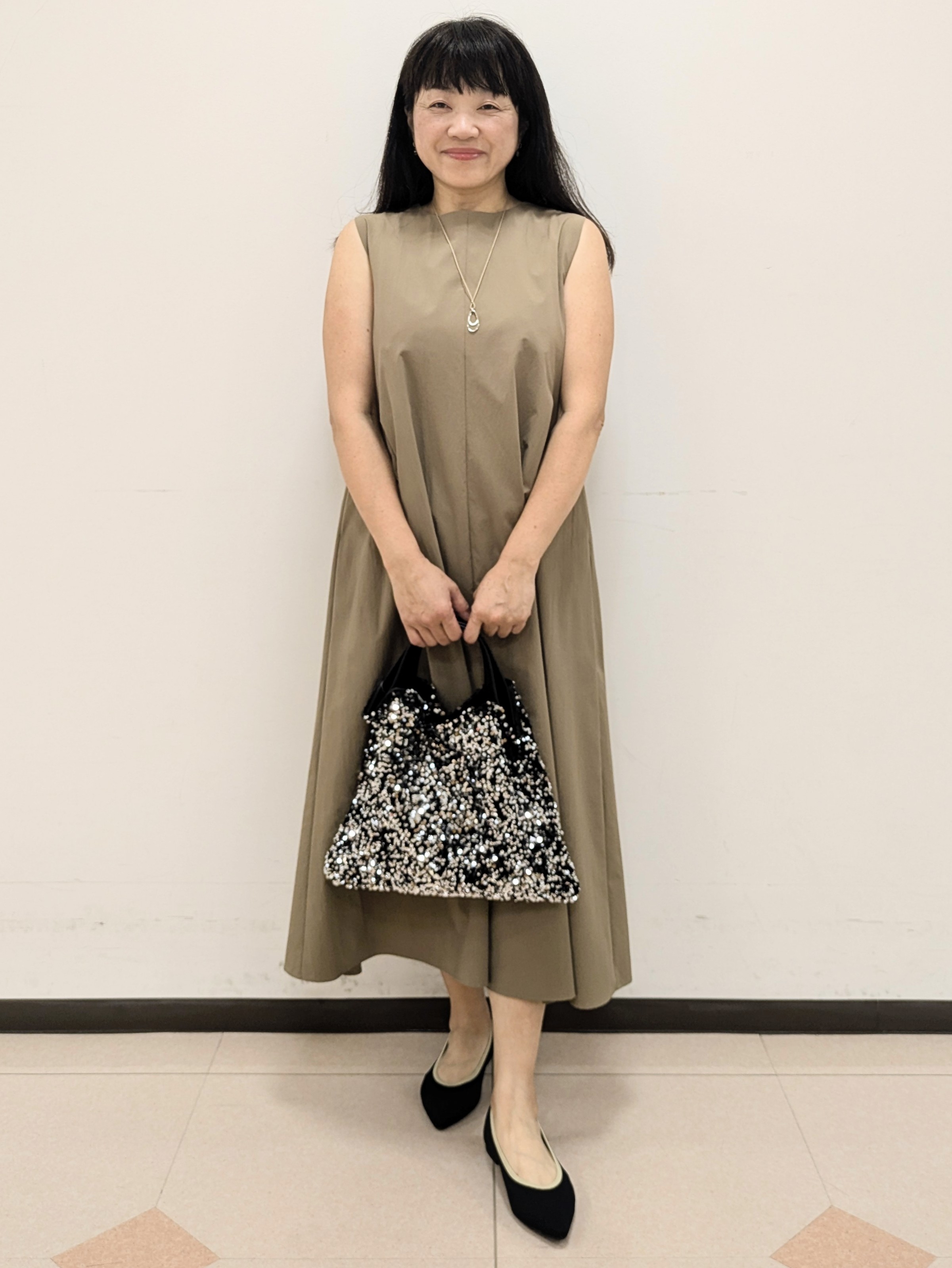 ともさんの「UNTITLED｜【残暑も快適/接触冷感/UVカット/吸水速乾】Aラインロングワンピース」を使ったコーディネート