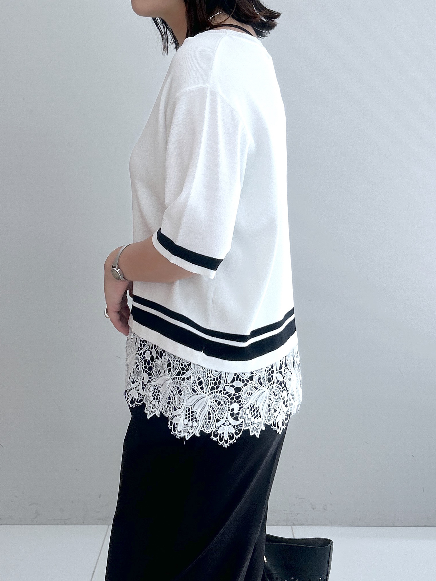 Hirokaさんの「grove｜【シリーズ累計36万枚／UVカット・洗濯機OK】やわらかドライタッチレースドッキングニット」を使ったコーディネート