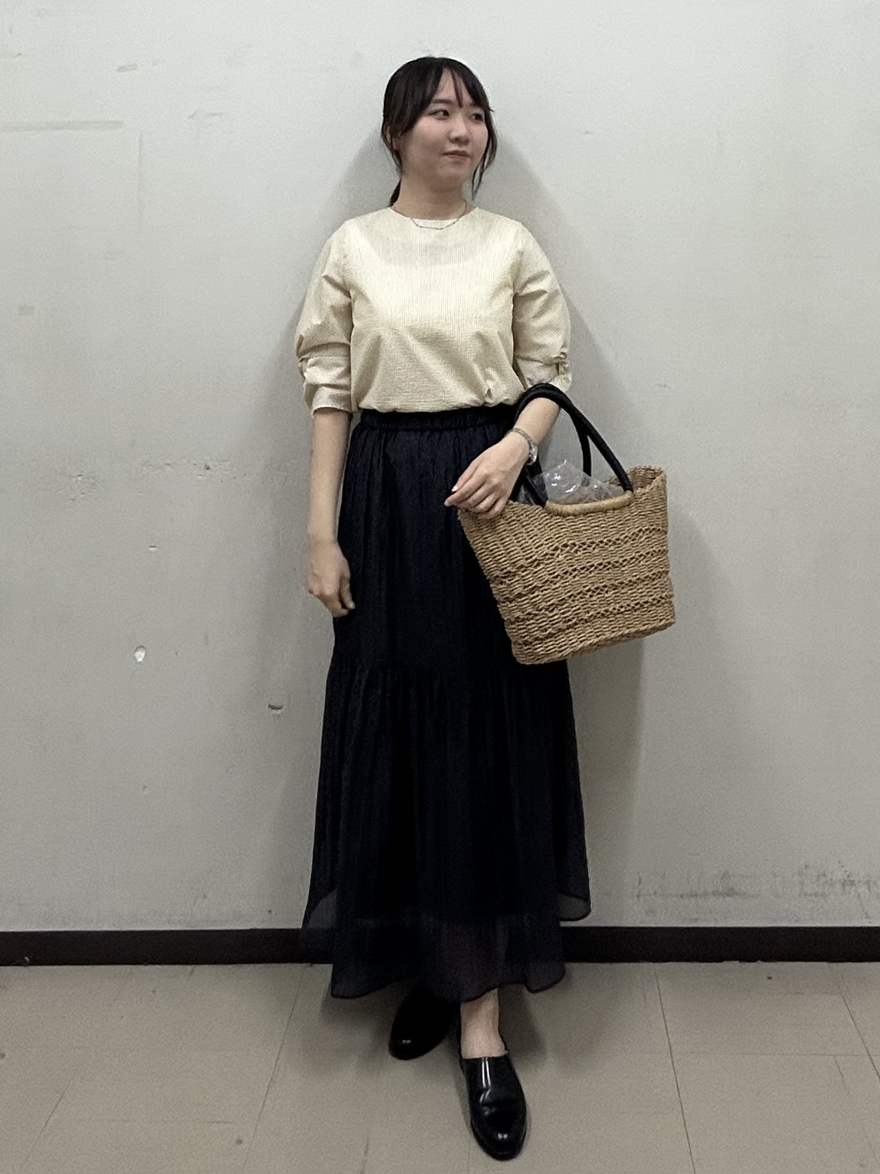 noeさんの「INDIVI｜【洗える／UVケア】ねじり袖サッカートップス」を使ったコーディネート