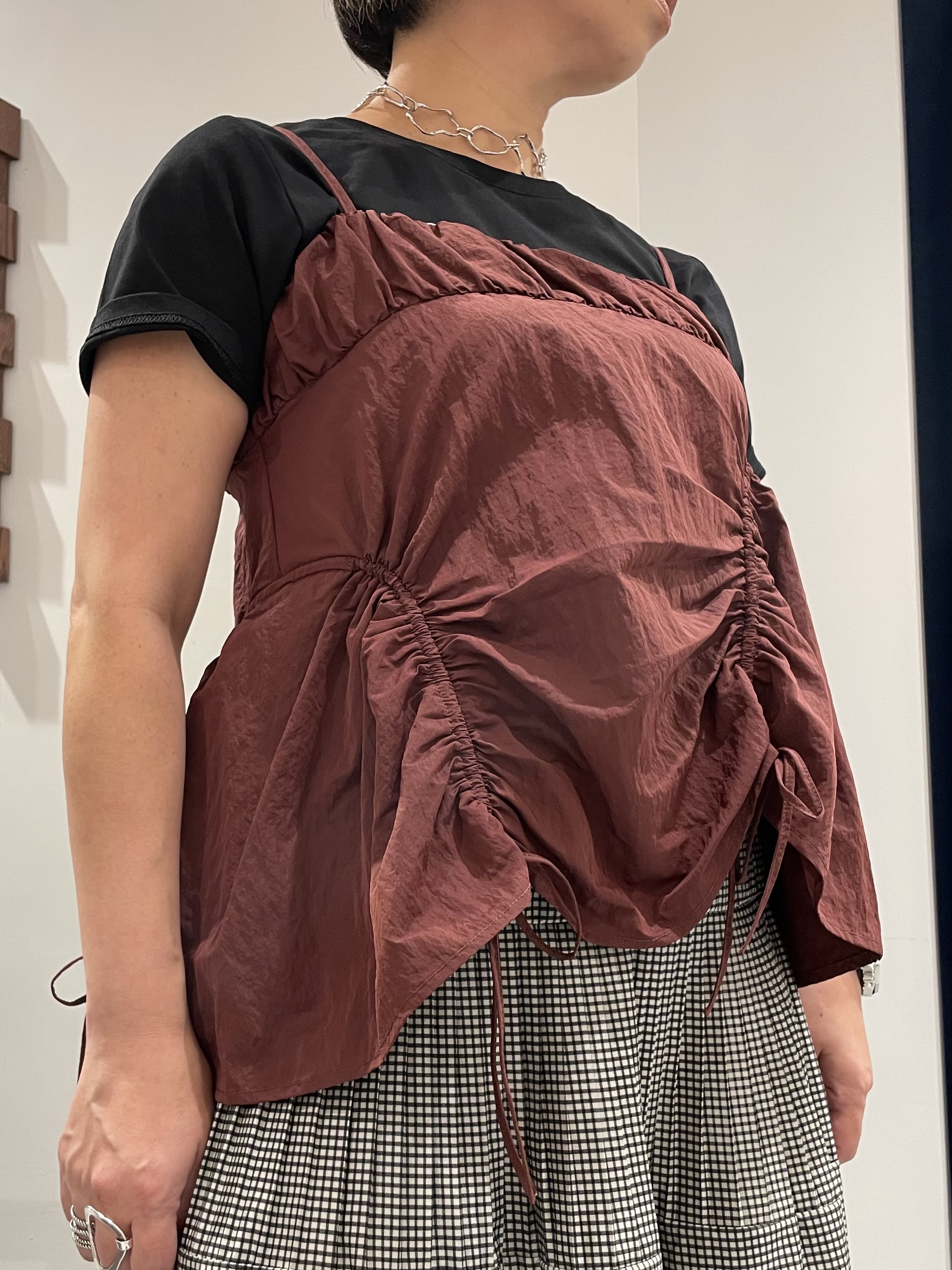 KOUさんの「INDIVI｜3DプリントロゴTシャツ【再入荷】」を使ったコーディネート