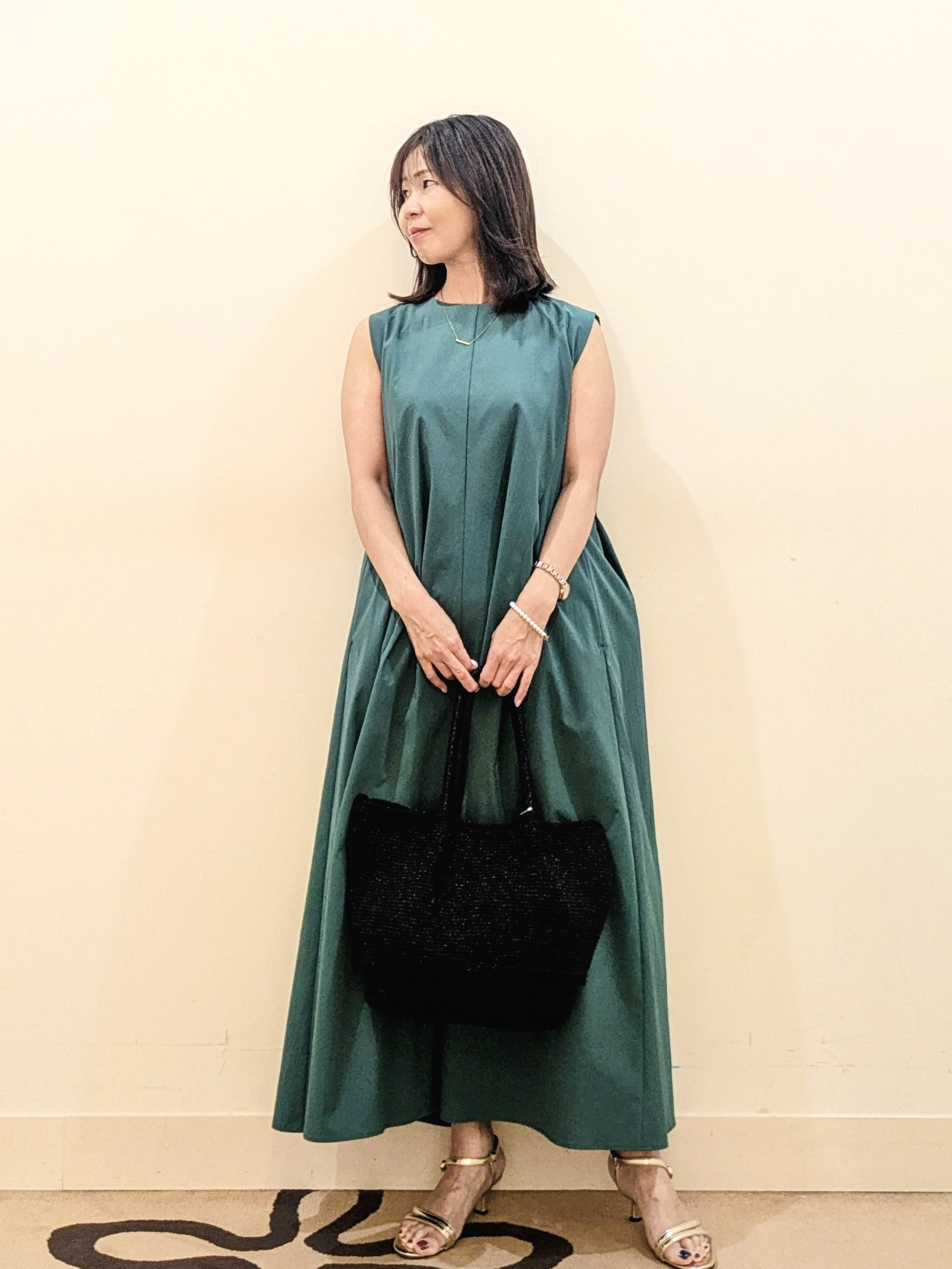 laverさんの「UNTITLED｜【残暑も快適/接触冷感/UVカット/吸水速乾】Aラインロングワンピース」を使ったコーディネート