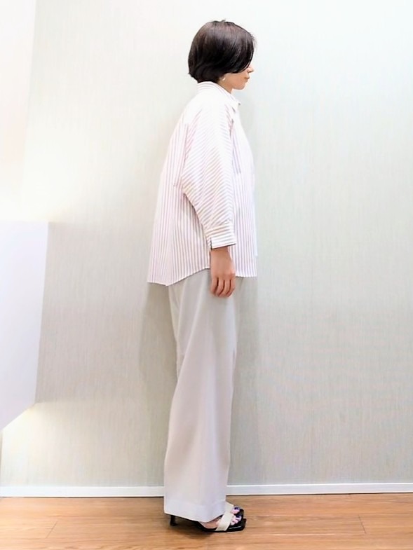 ミズタさんの「UNTITLED｜【接触冷感/吸水速乾/UVカット】ドルマンスリーブシャツ」を使ったコーディネート