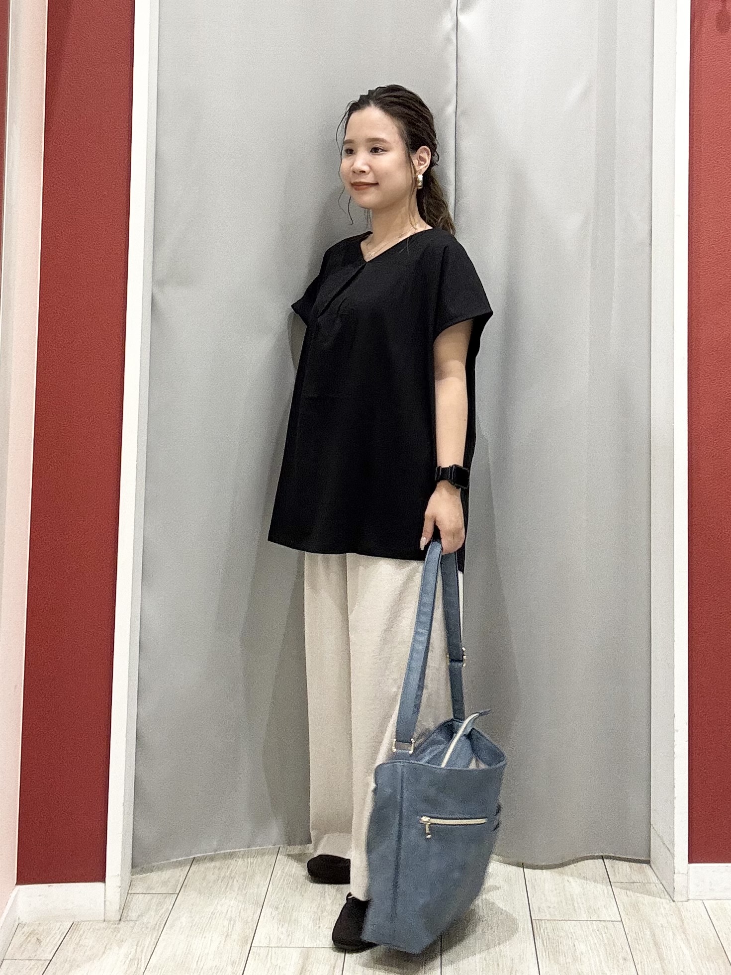 shioさんの「SHOO･LA･RUE｜【前後2WAY/S-LL/洗濯機可】楽に着られて好印象 やわらかトップス」を使ったコーディネート