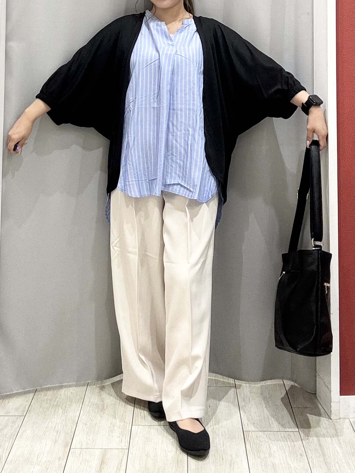 shioさんの「SHOO･LA･RUE｜【UV/体型カバー】冷房や朝晩の冷え込み対策にも さらとろ5分袖カーディガン」を使ったコーディネート
