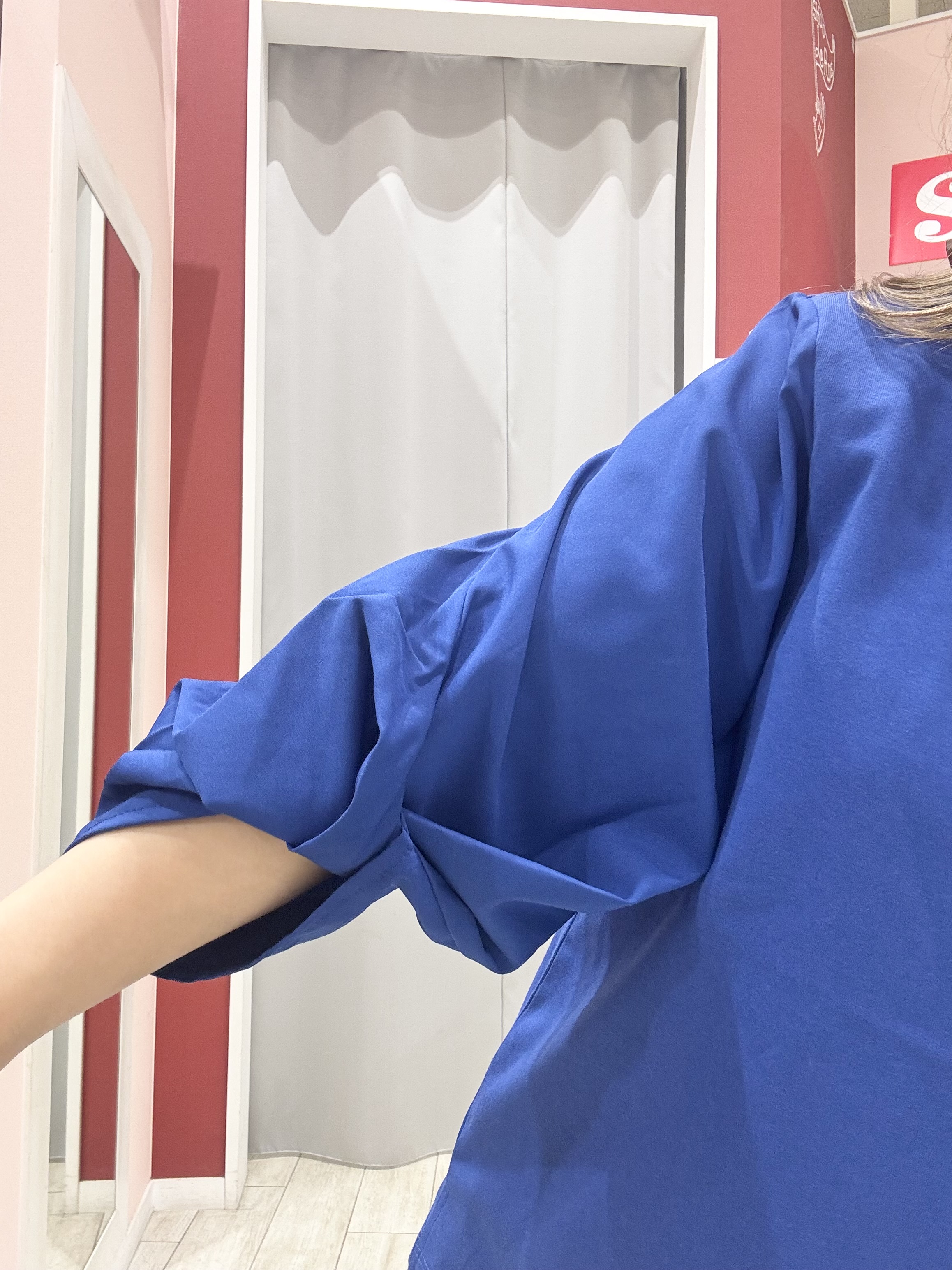 shioさんの「SHOO･LA･RUE｜【S-LL/洗濯機可/二の腕カバー】楽に上品見え ツイストスリーブトップス」を使ったコーディネート