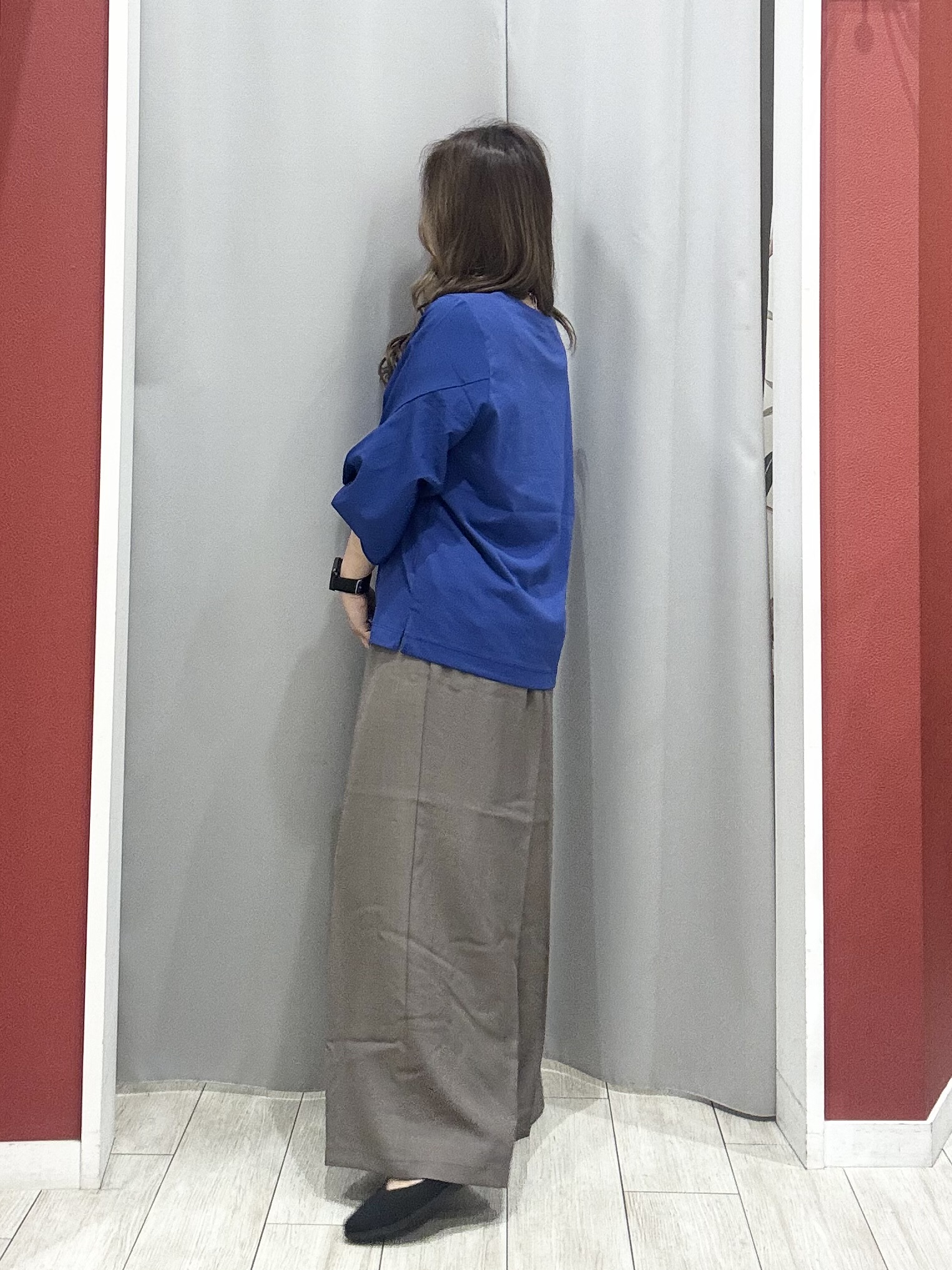 shioさんの「SHOO･LA･RUE｜【S-LL/洗濯機可/二の腕カバー】楽に上品見え ツイストスリーブトップス」を使ったコーディネート