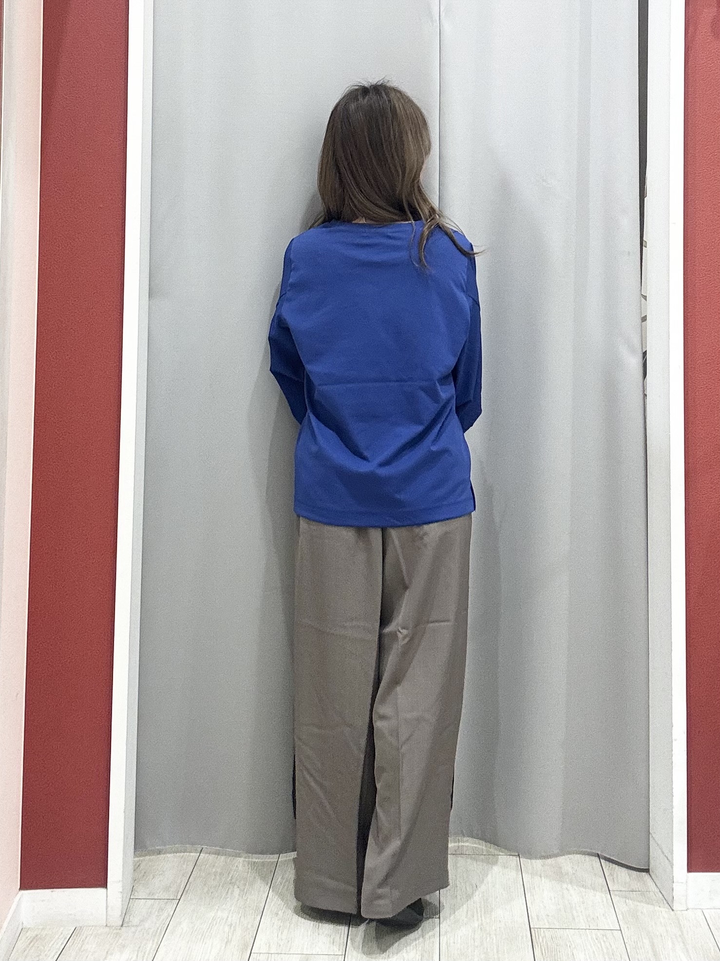 shioさんの「SHOO･LA･RUE｜【S-LL/洗濯機可/二の腕カバー】楽に上品見え ツイストスリーブトップス」を使ったコーディネート