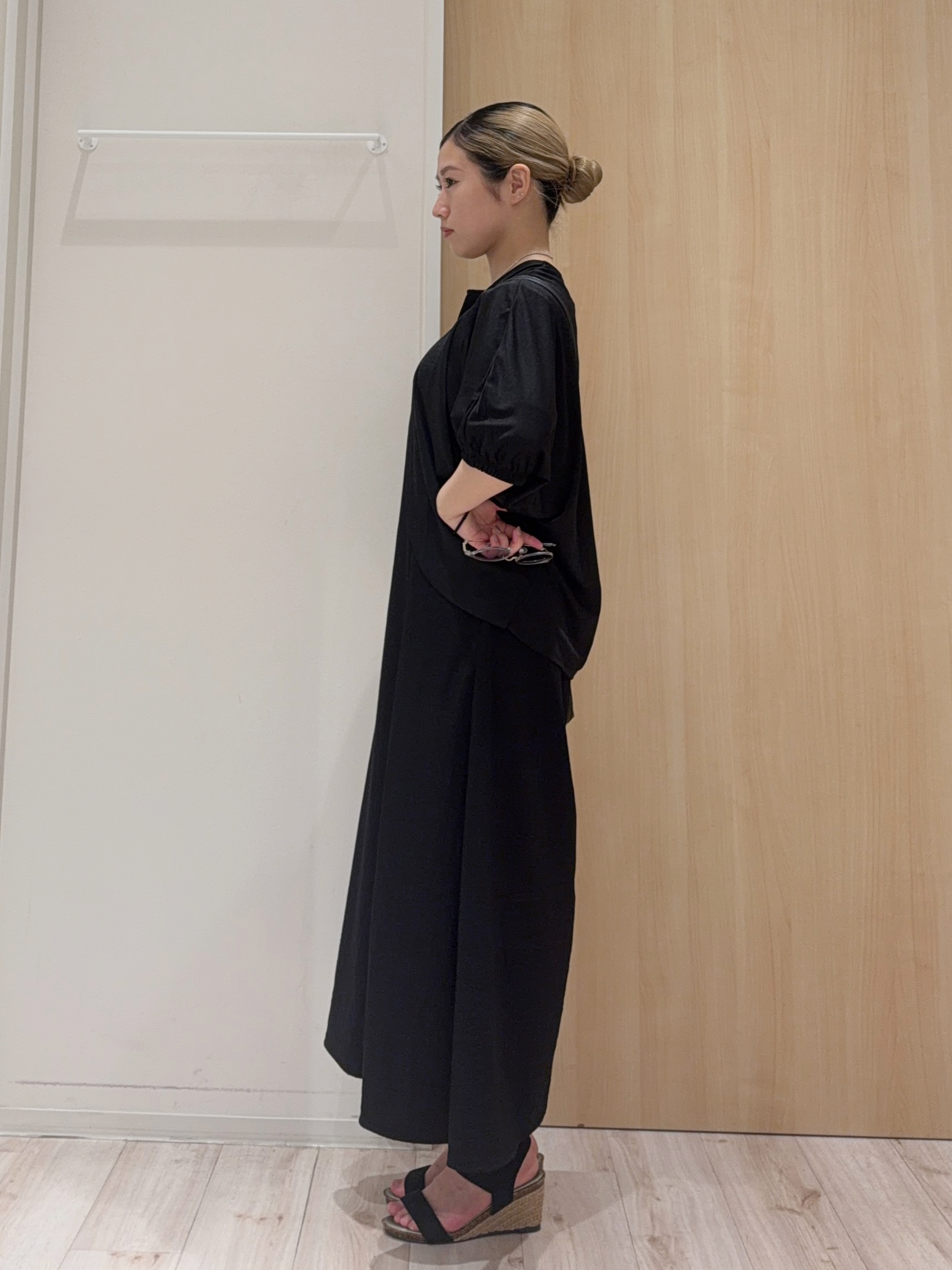 KAIRIさんの「SHOO･LA･RUE｜【UV/体型カバー】冷房や朝晩の冷え込み対策にも さらとろ5分袖カーディガン」を使ったコーディネート