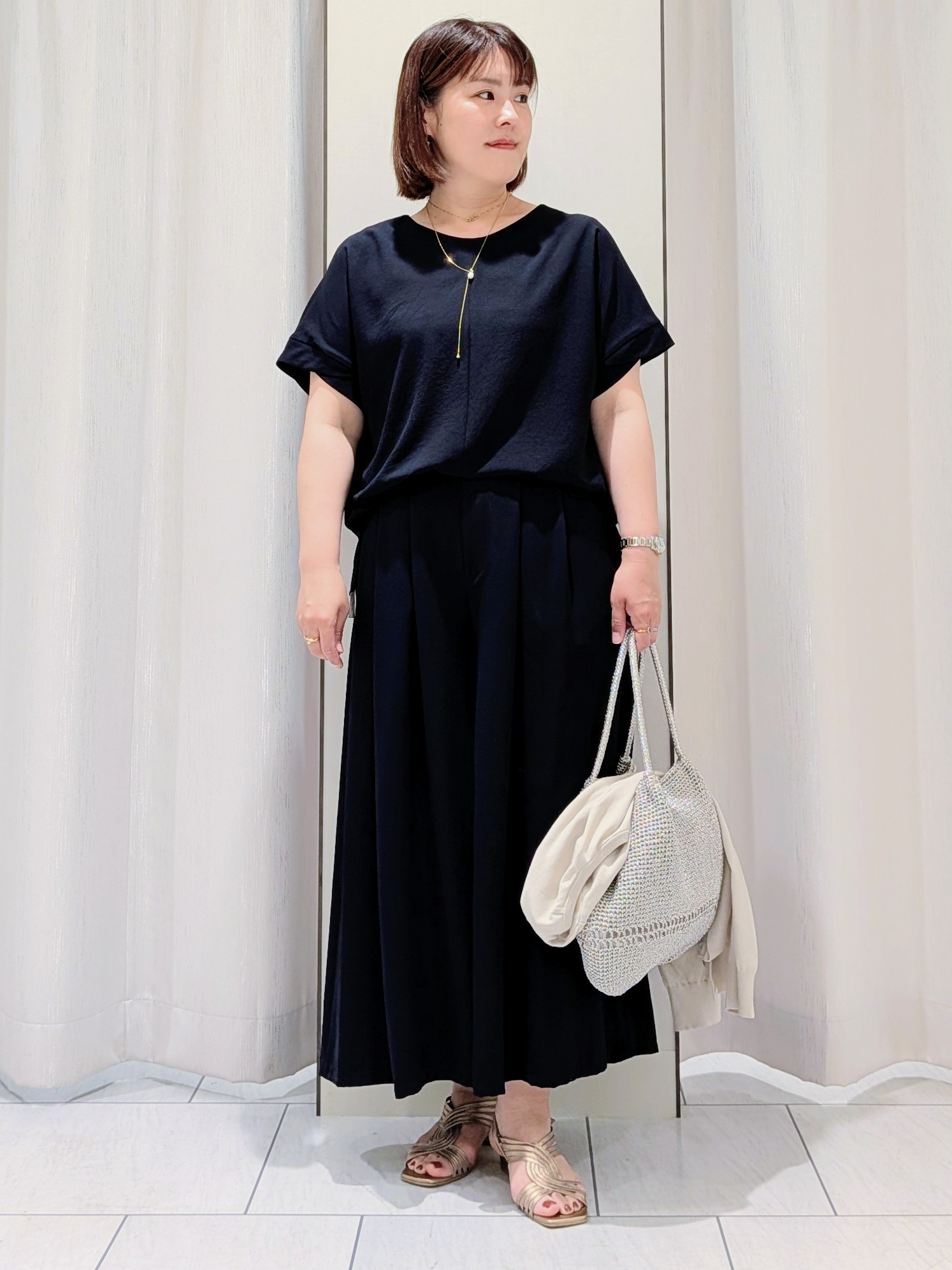 Onumaさんの「UNTITLED｜◆【9色展開/アンサンブル可】コットンクルーネックカーディガン」を使ったコーディネート