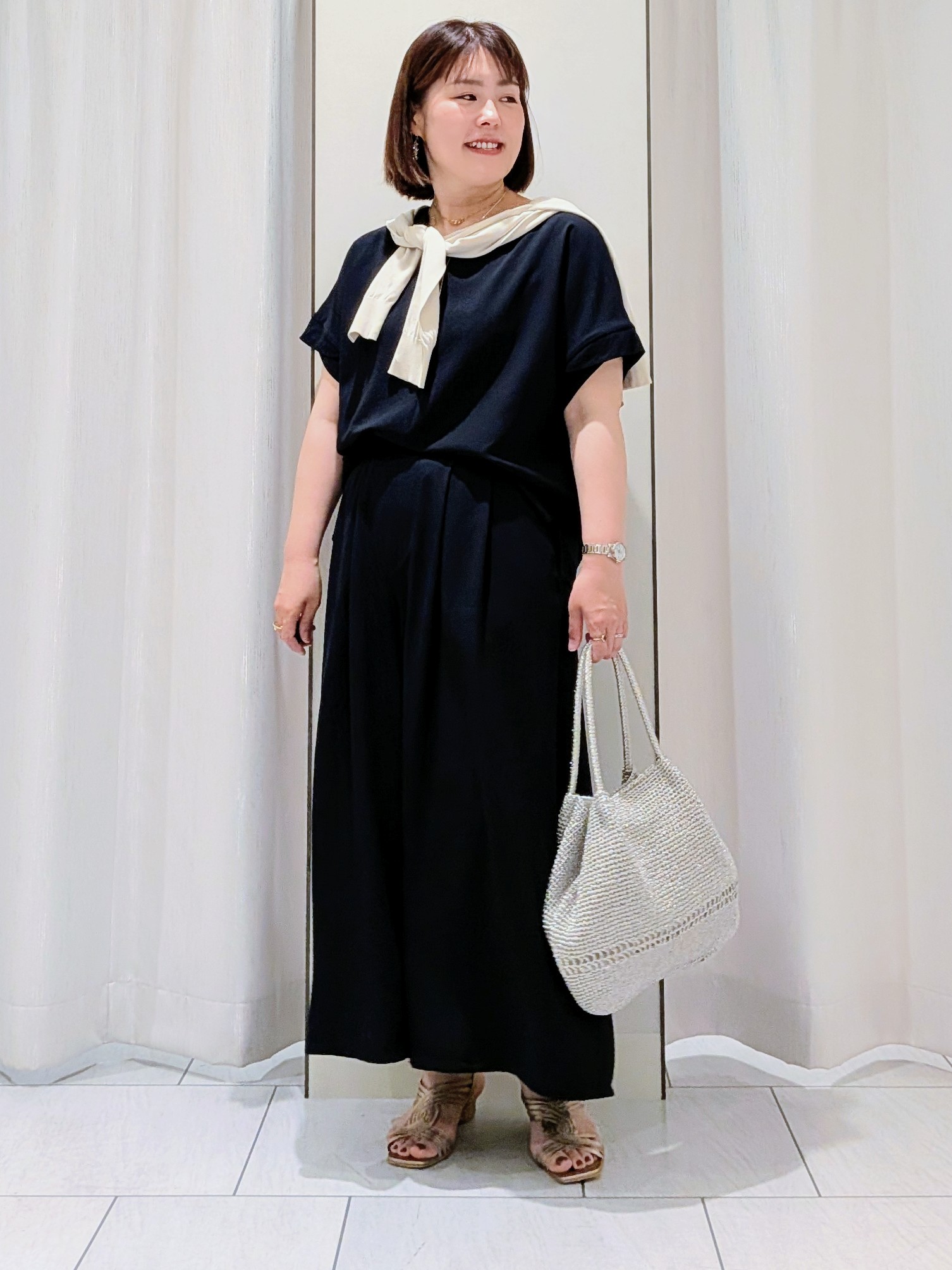 Onumaさんの「UNTITLED｜◆【9色展開/アンサンブル可】コットンクルーネックカーディガン」を使ったコーディネート