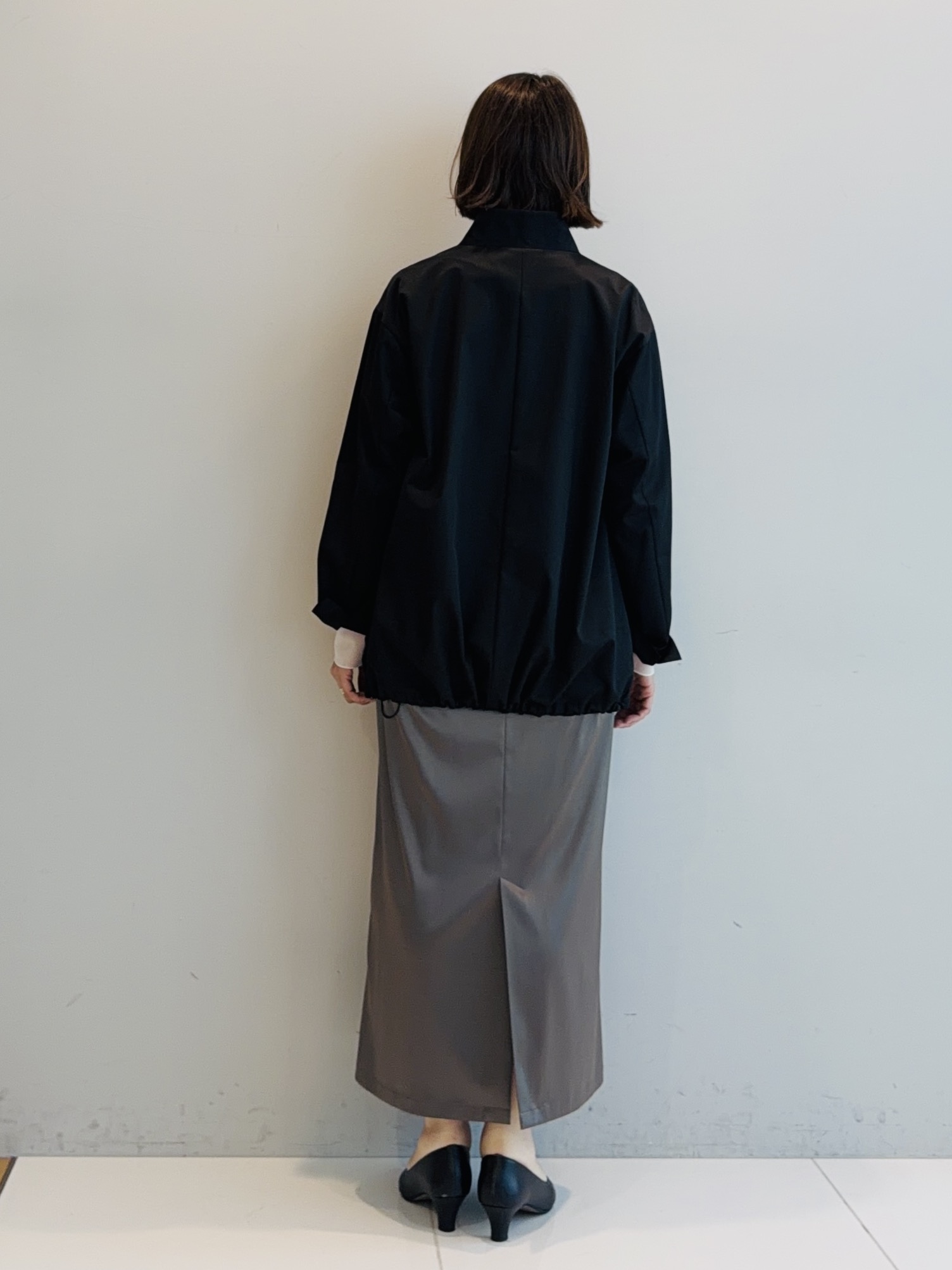murayamaさんの「INDIVI｜【レイヤード／袖口シアー／日本製】ベロアジャージトップス」を使ったコーディネート