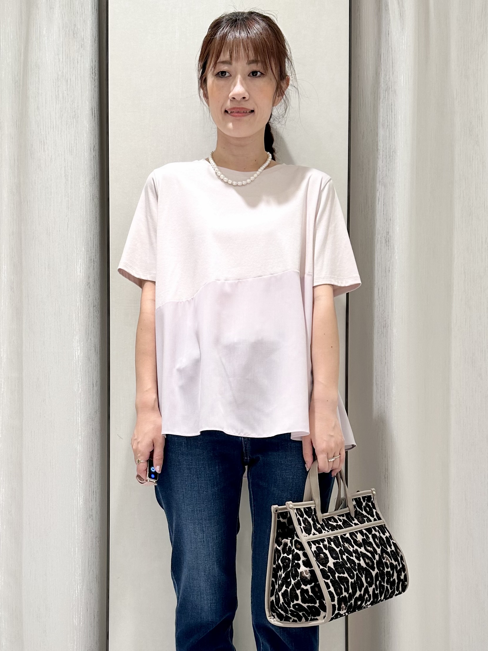 komiさんの「UNTITLED｜【Tシャツ】異素材ドッキングプルオーバー」を使ったコーディネート