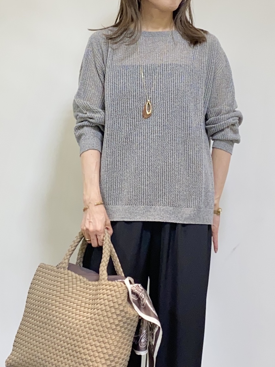 tomoさんの「UNTITLED｜◆シアーメッシュニット」を使ったコーディネート