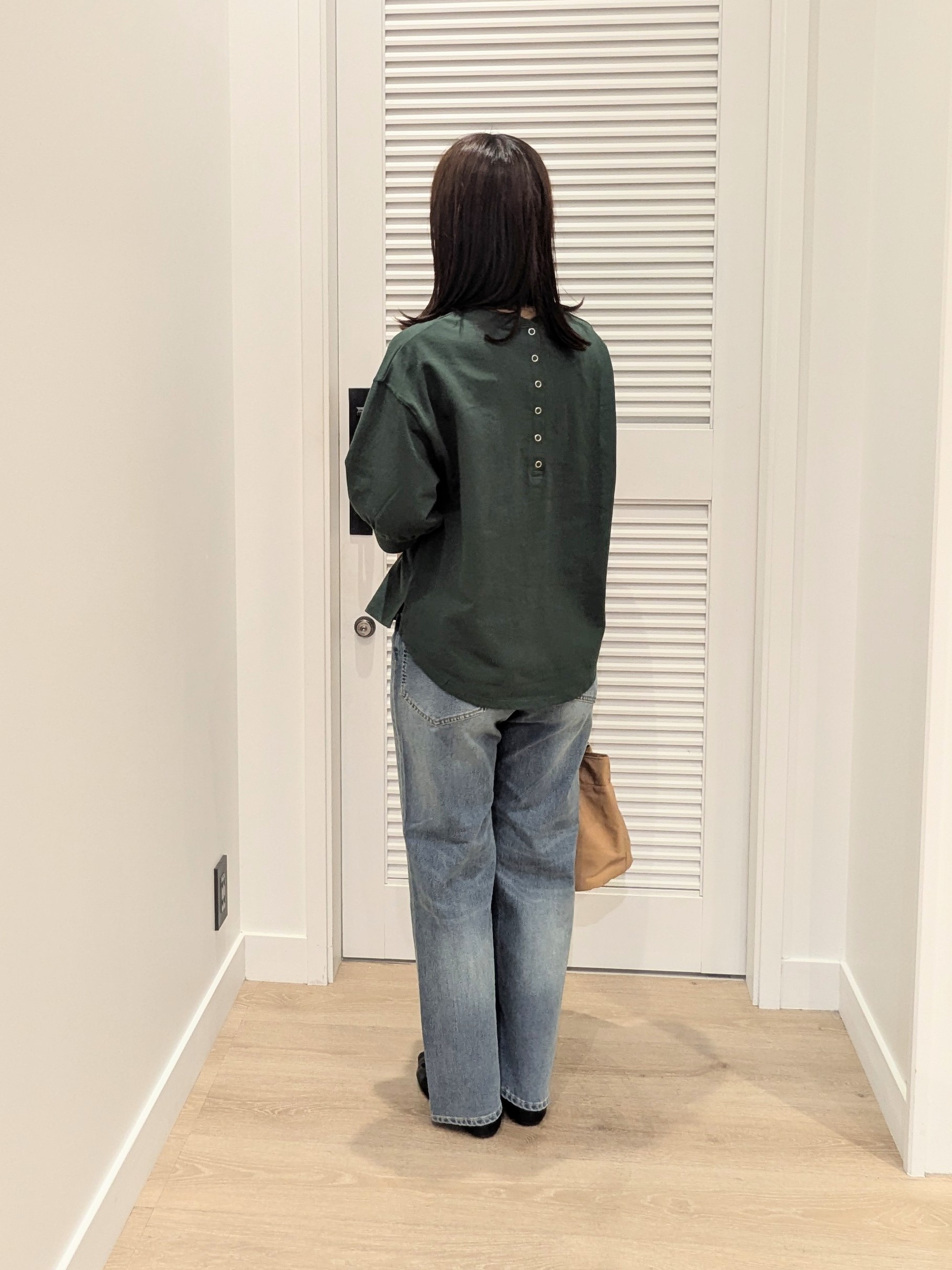 enさんの「Dessin｜【高レビュー/洗える/XS-L】バックヘンリーミニ裏毛 5分袖」を使ったコーディネート