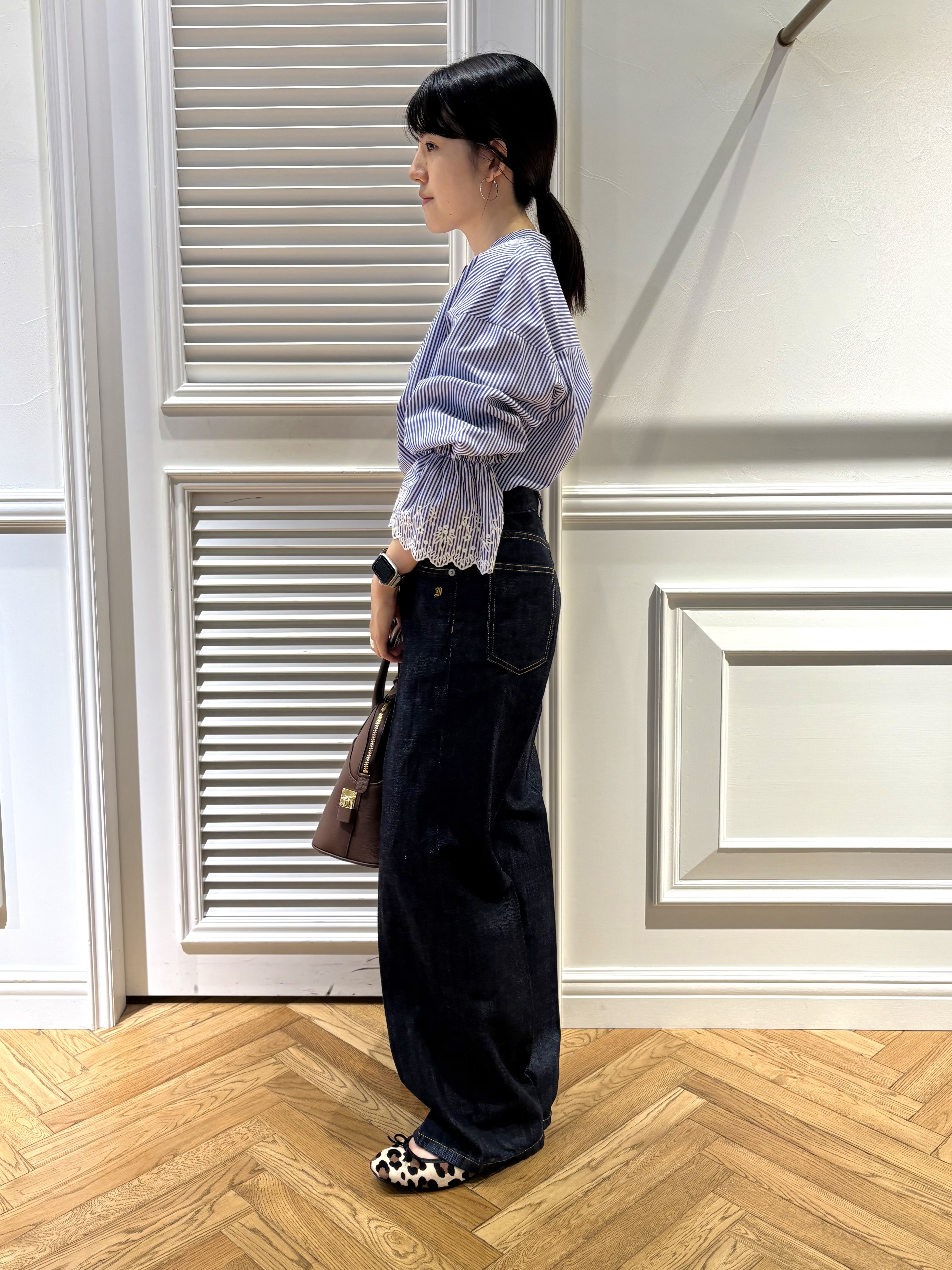cocoさんの「DRESSTERIOR｜【STORY11月号掲載】エンブロイダリーカフスシャツ」を使ったコーディネート
