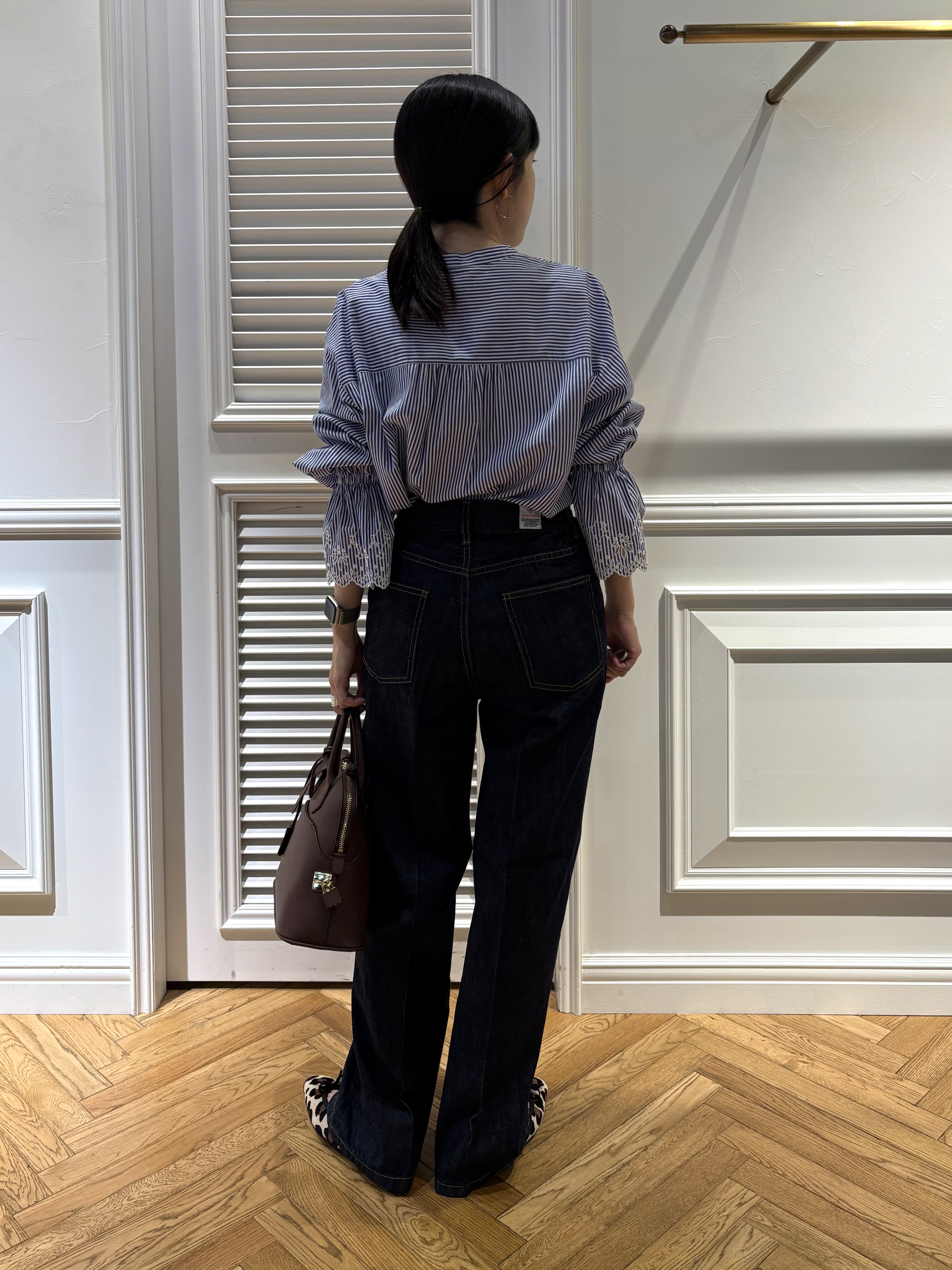 cocoさんの「DRESSTERIOR｜【STORY11月号掲載】エンブロイダリーカフスシャツ」を使ったコーディネート