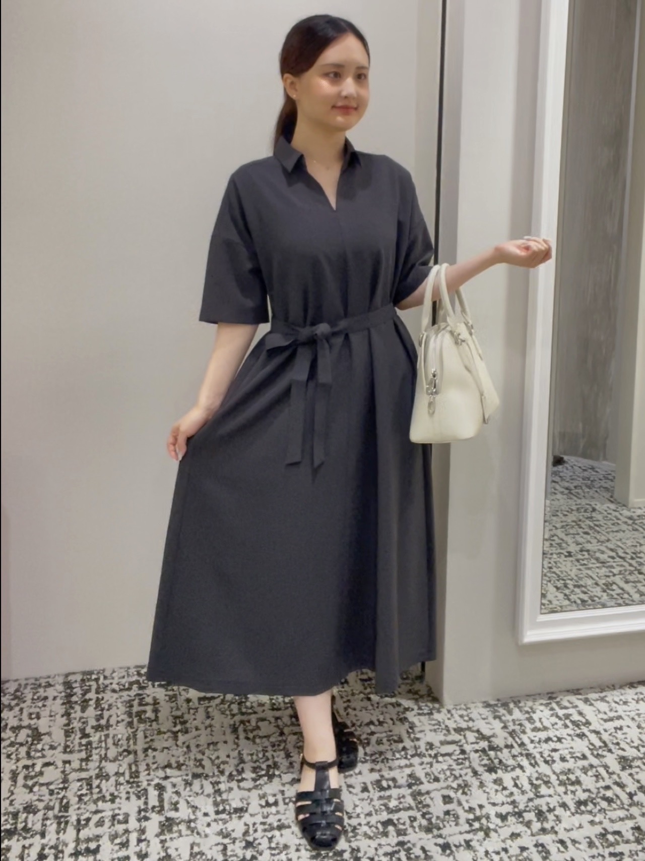 ELENAさんの「UNTITLED｜【初秋も活躍/UVカット/接触冷感】エアリークールワンピース」を使ったコーディネート