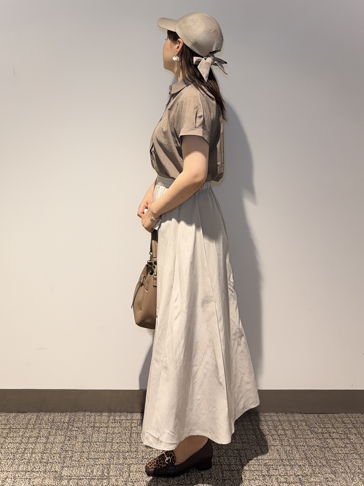 みーさんの「grove｜ドルマンシャツブラウス」を使ったコーディネート