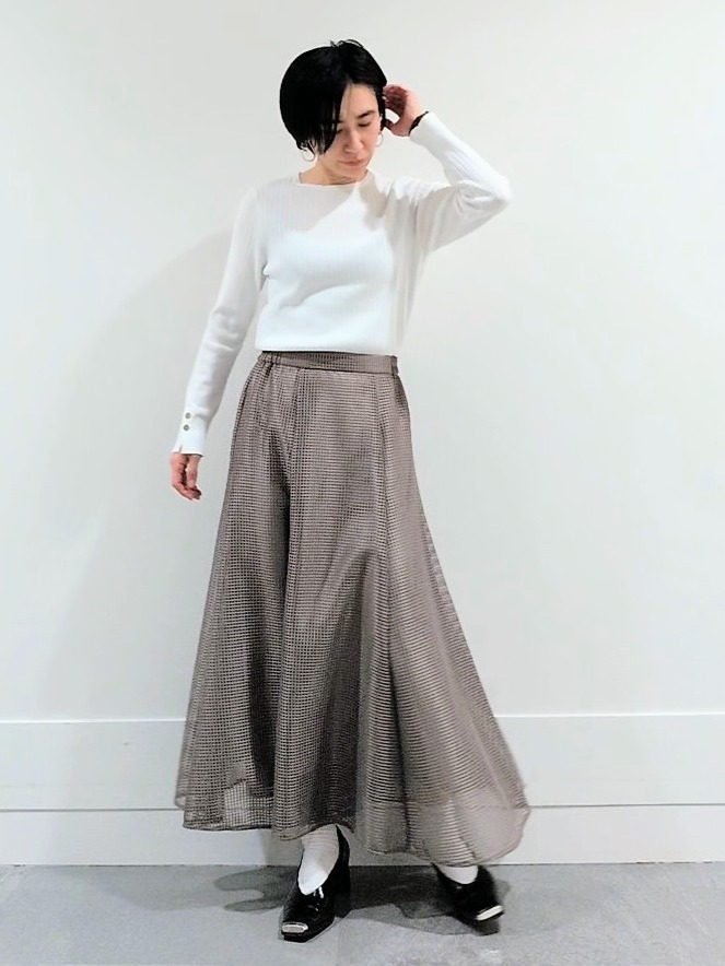 ミズタさんの「UNTITLED｜◆【アンサンブル可/洗える】ワイドリブニット」を使ったコーディネート