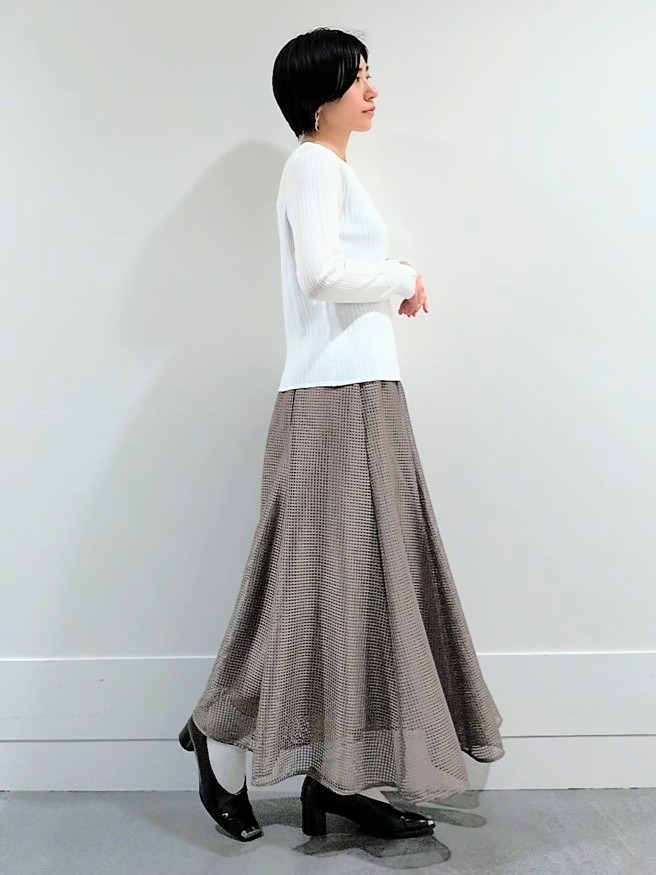 ミズタさんの「UNTITLED｜◆【アンサンブル可/洗える】ワイドリブニット」を使ったコーディネート