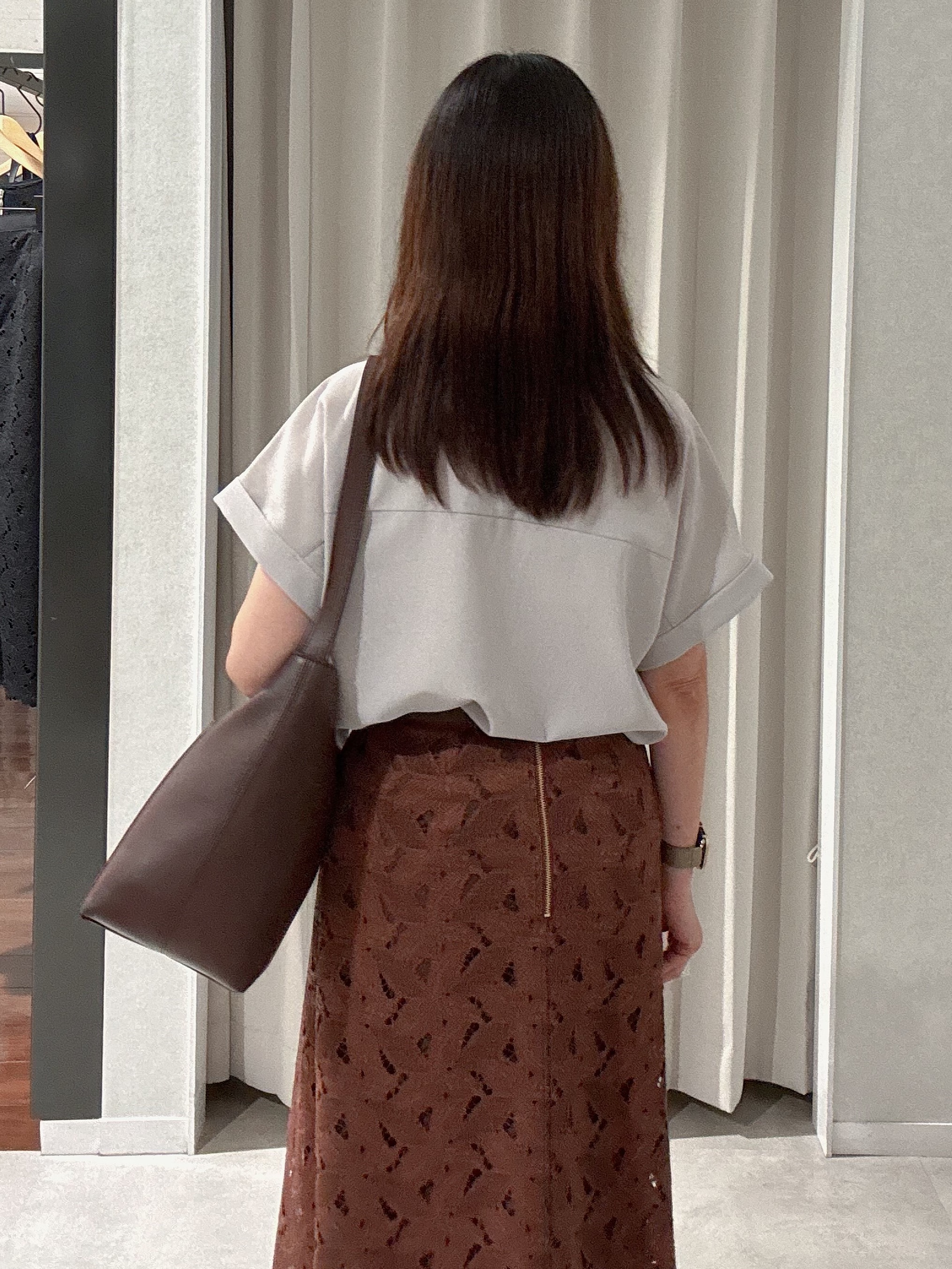 makiさんの「UNTITLED｜【セットアップ可/UVカット】エアリークールブラウス」を使ったコーディネート
