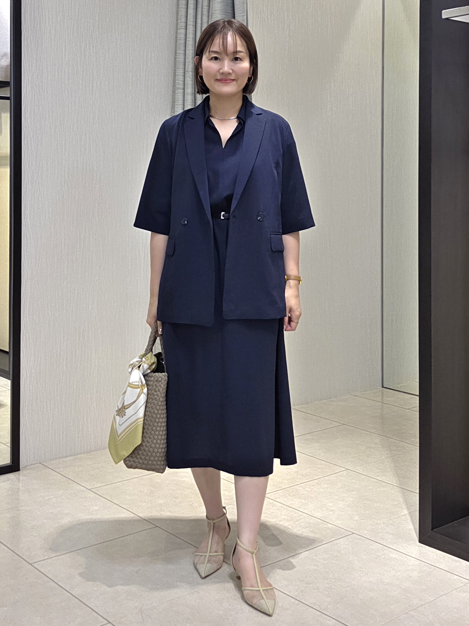 naokoさんの「UNTITLED｜【秋の通勤羽織/セットアップ可/UVカット】エアリークール半袖ジャケット」を使ったコーディネート