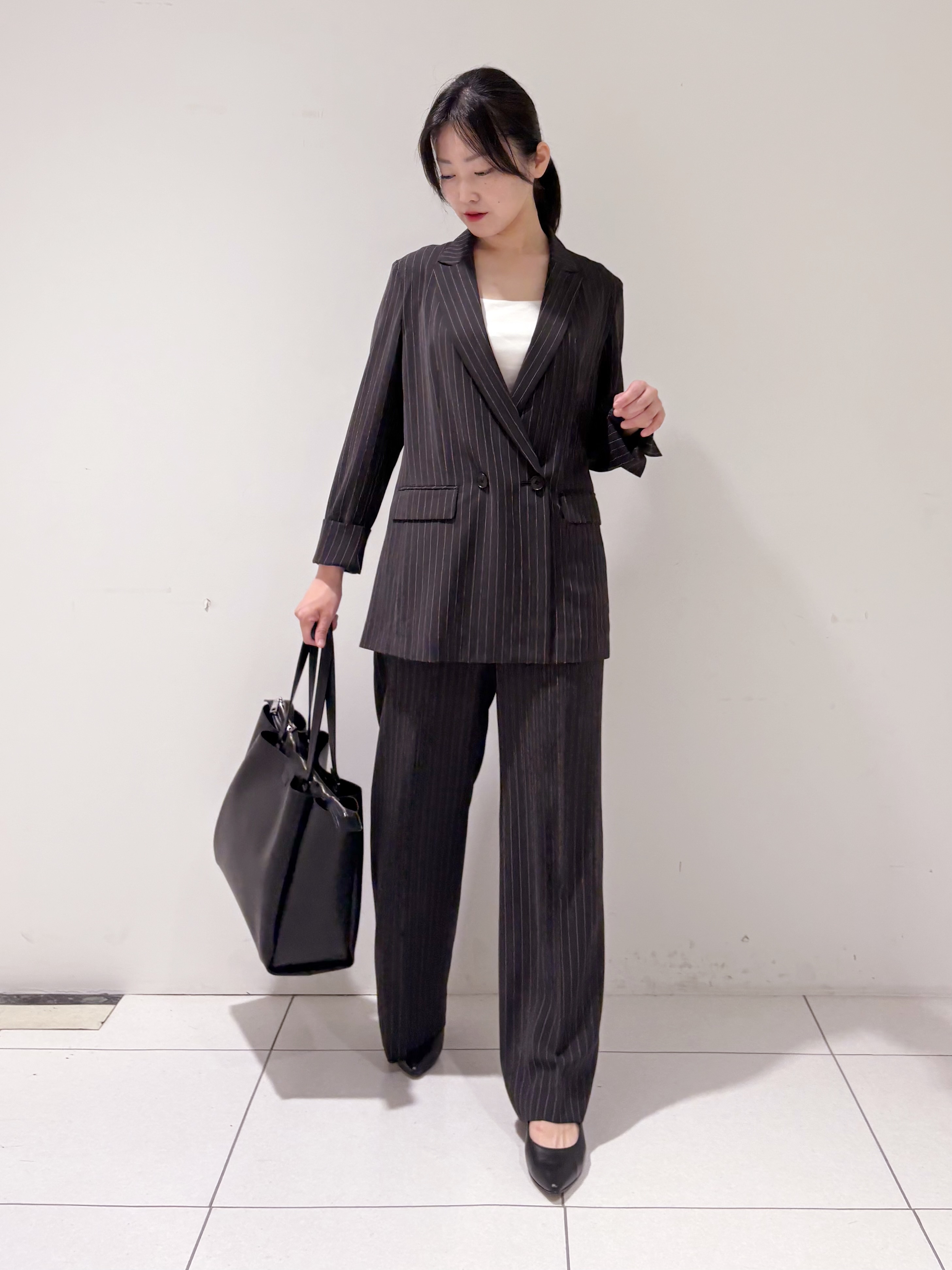 momokoさんの「INDIVI｜【初秋/UVケア/着る日傘】ダブルジャケット」を使ったコーディネート