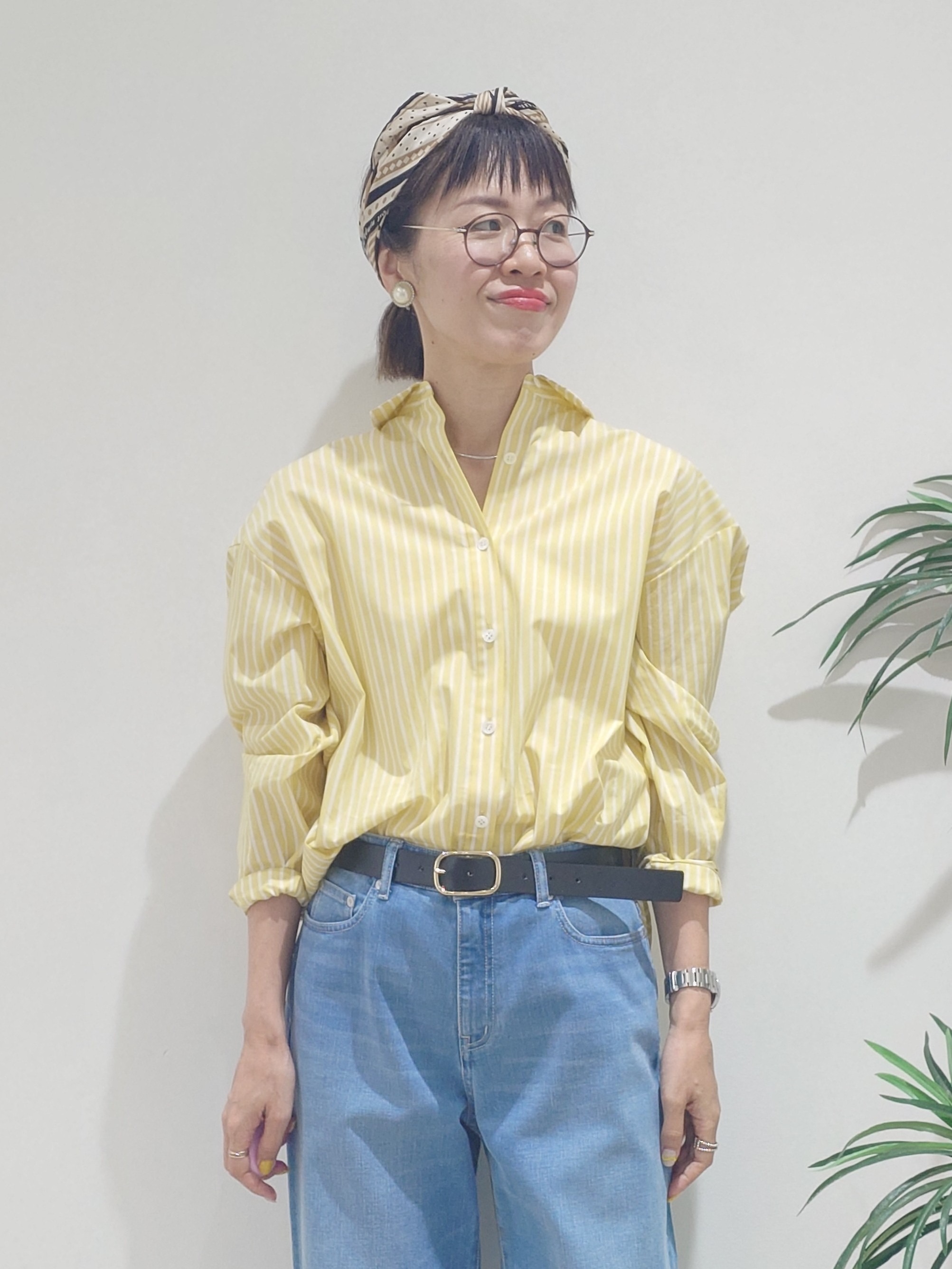 MUTSUKOさんの「UNTITLED｜【6色展開/コットン100】カラーベーシックシャツ」を使ったコーディネート