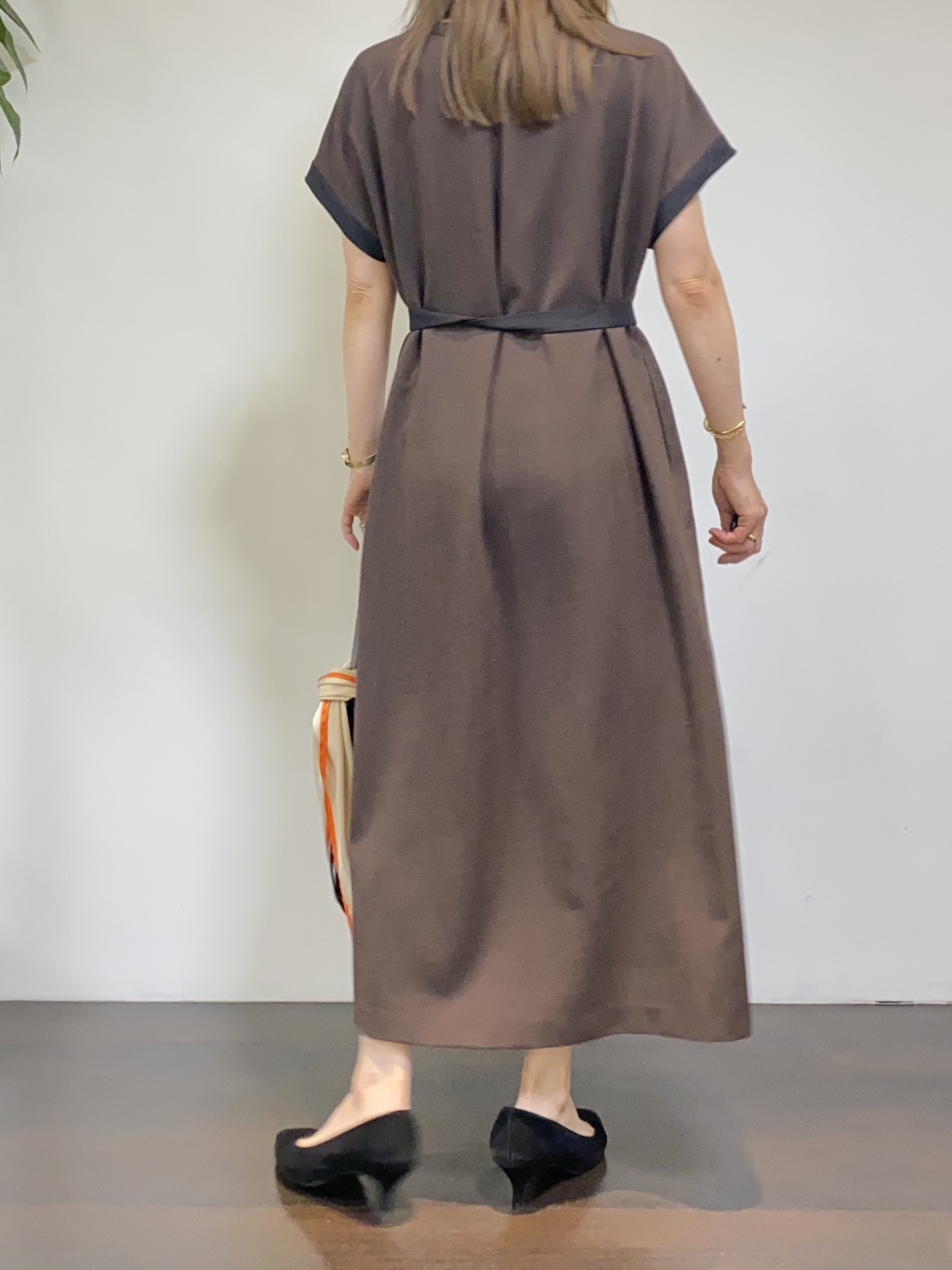 tomoさんの「UNTITLED｜【アンサンブル可能/秋羽織り】コンパクトニットカーディガン」を使ったコーディネート