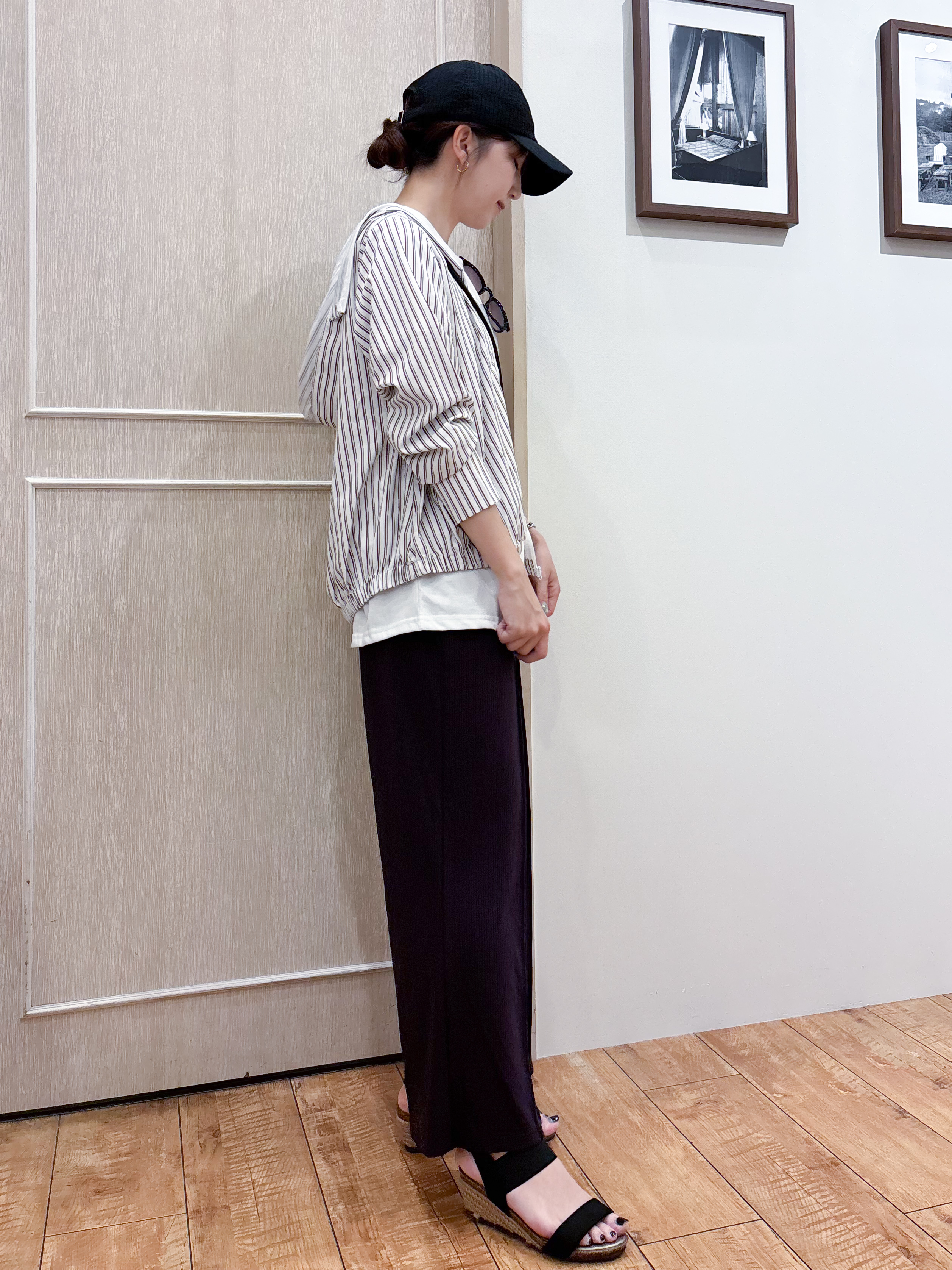 なみさんの「SHOO･LA･RUE｜【洗濯後しわになりにくい/S-LL】お顔も手の甲もしっかりカバー　日よけ・指穴付きUVパーカ」を使ったコーディネート