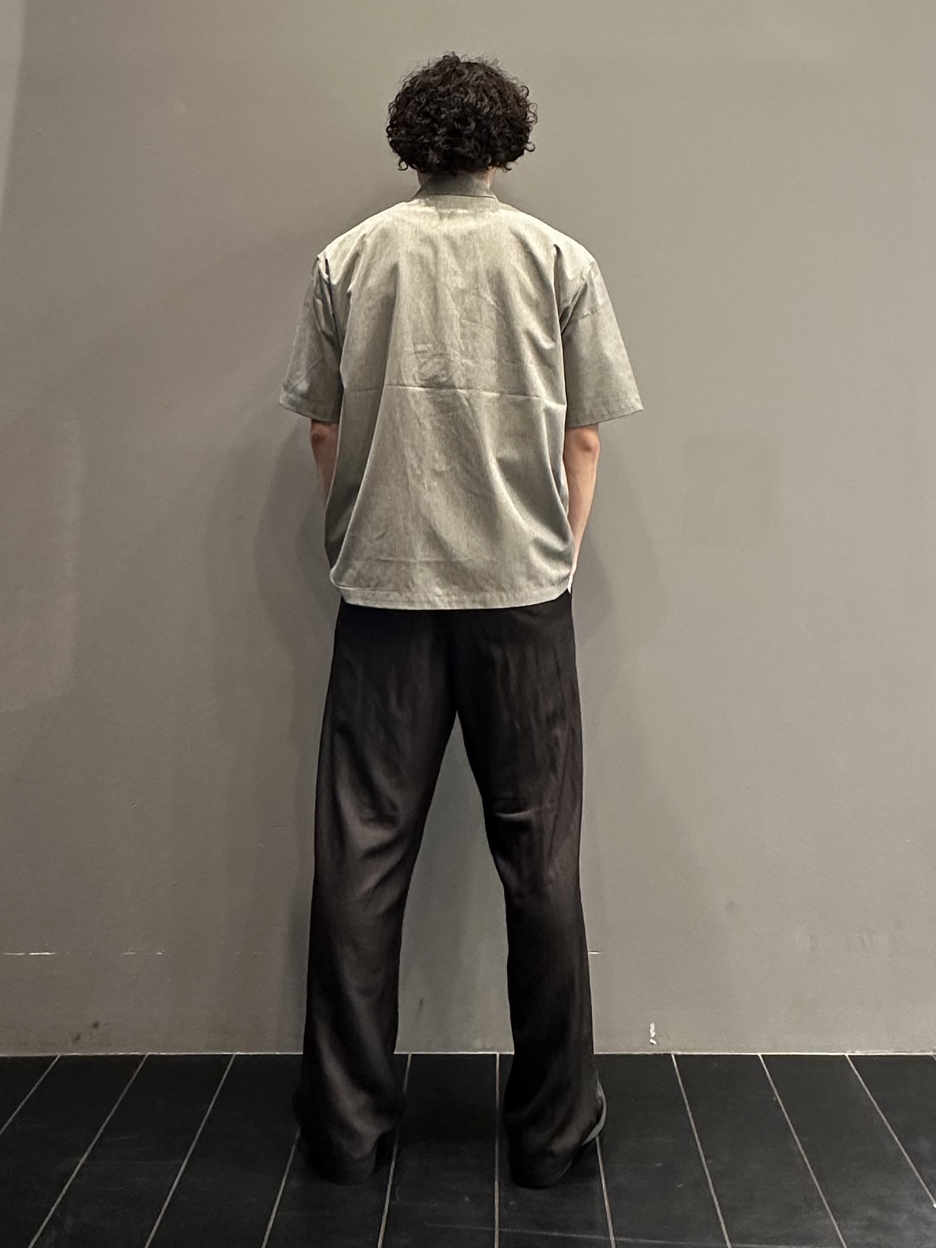 SHUさんの「THE SHOP TK｜【吸水速乾／防シワ／マシンウォッシャブル】ハイドロクール 半袖シャツ」を使ったコーディネート