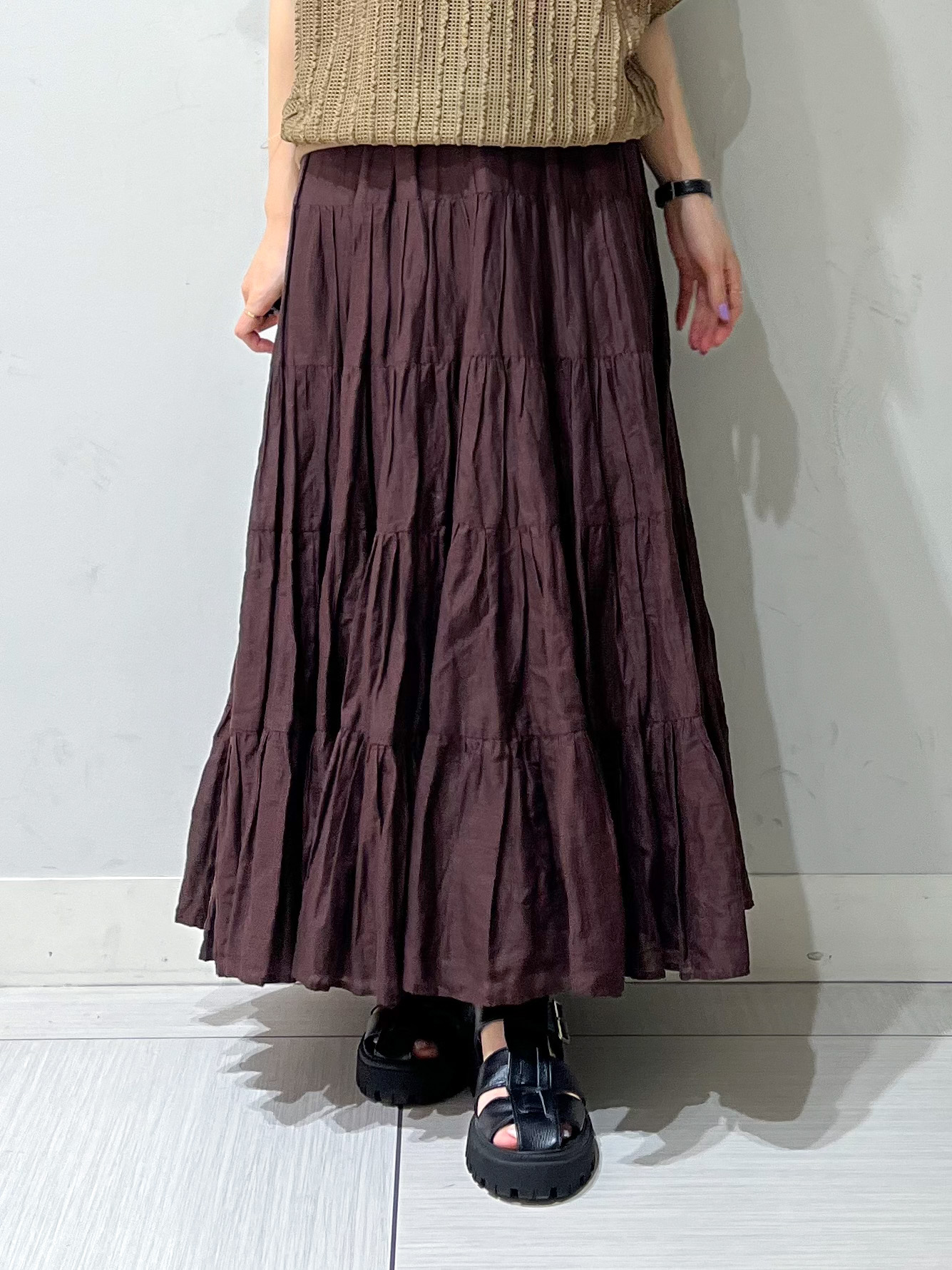 じゅんさんの「DRESSTERIOR｜【体型カバー/日除け】ドルマンスリーブ シアーメッシュプルオーバー」を使ったコーディネート