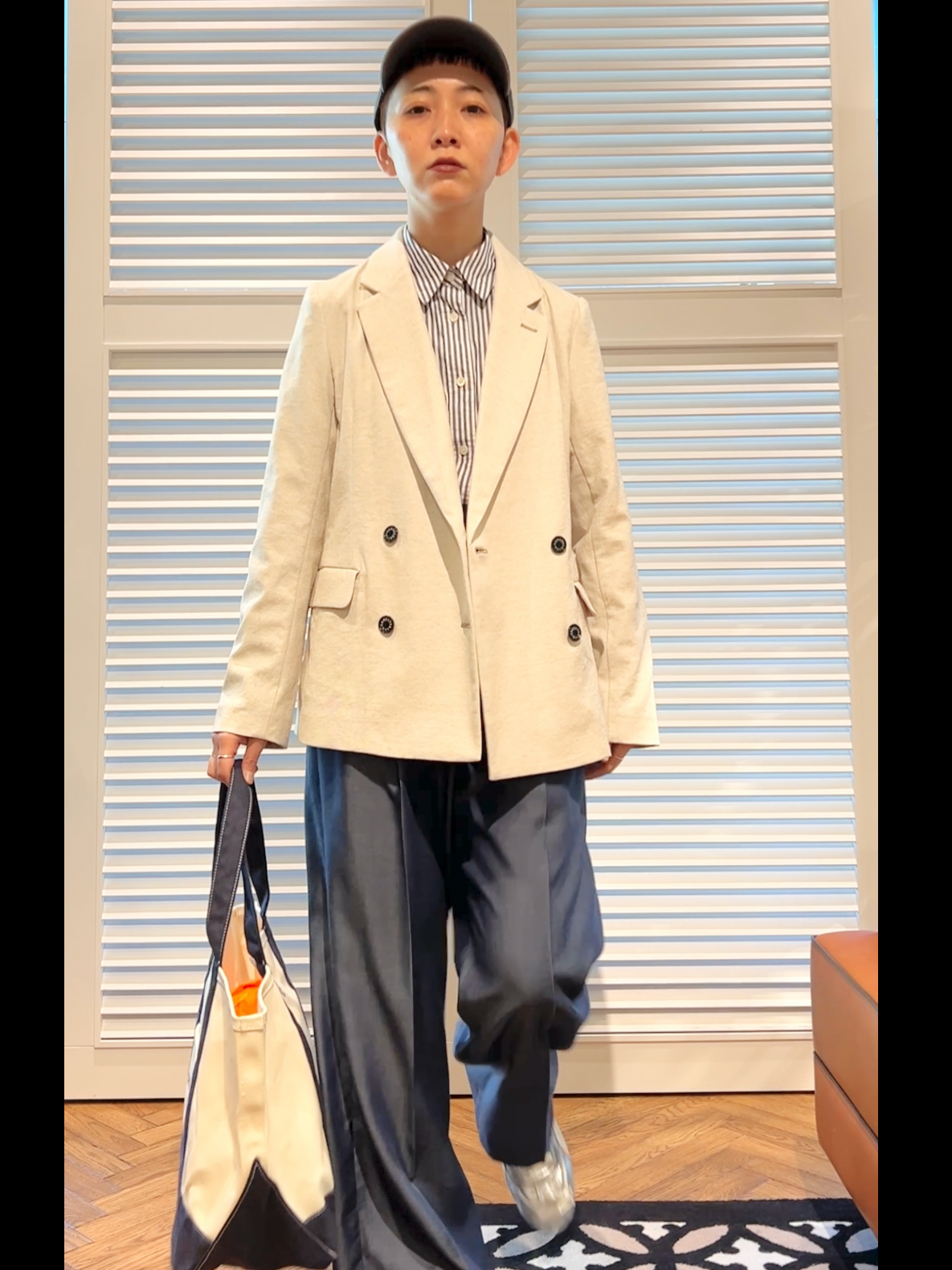 OCHIAIさんの「DRESSTERIOR｜【otonaMUSE5月号掲載/セットアップ可】テンセルデニムワイドパンツ」を使ったコーディネート