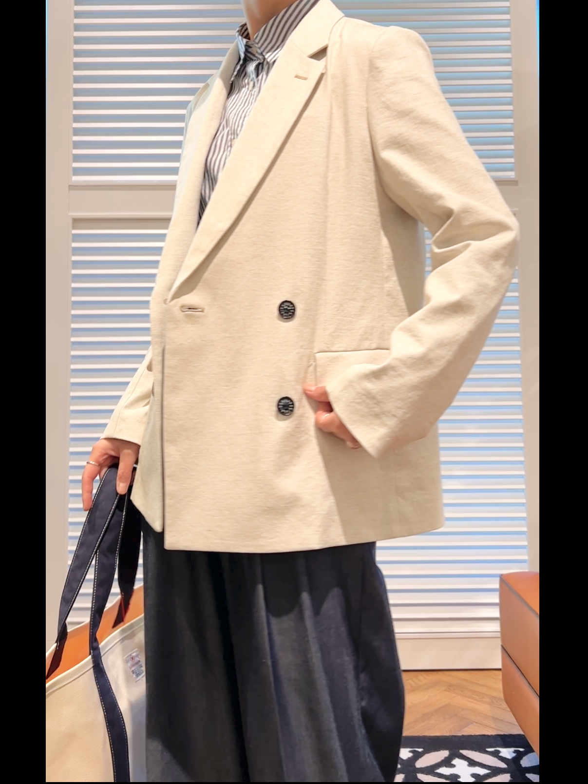 OCHIAIさんの「DRESSTERIOR｜【otonaMUSE5月号掲載/セットアップ可】テンセルデニムワイドパンツ」を使ったコーディネート