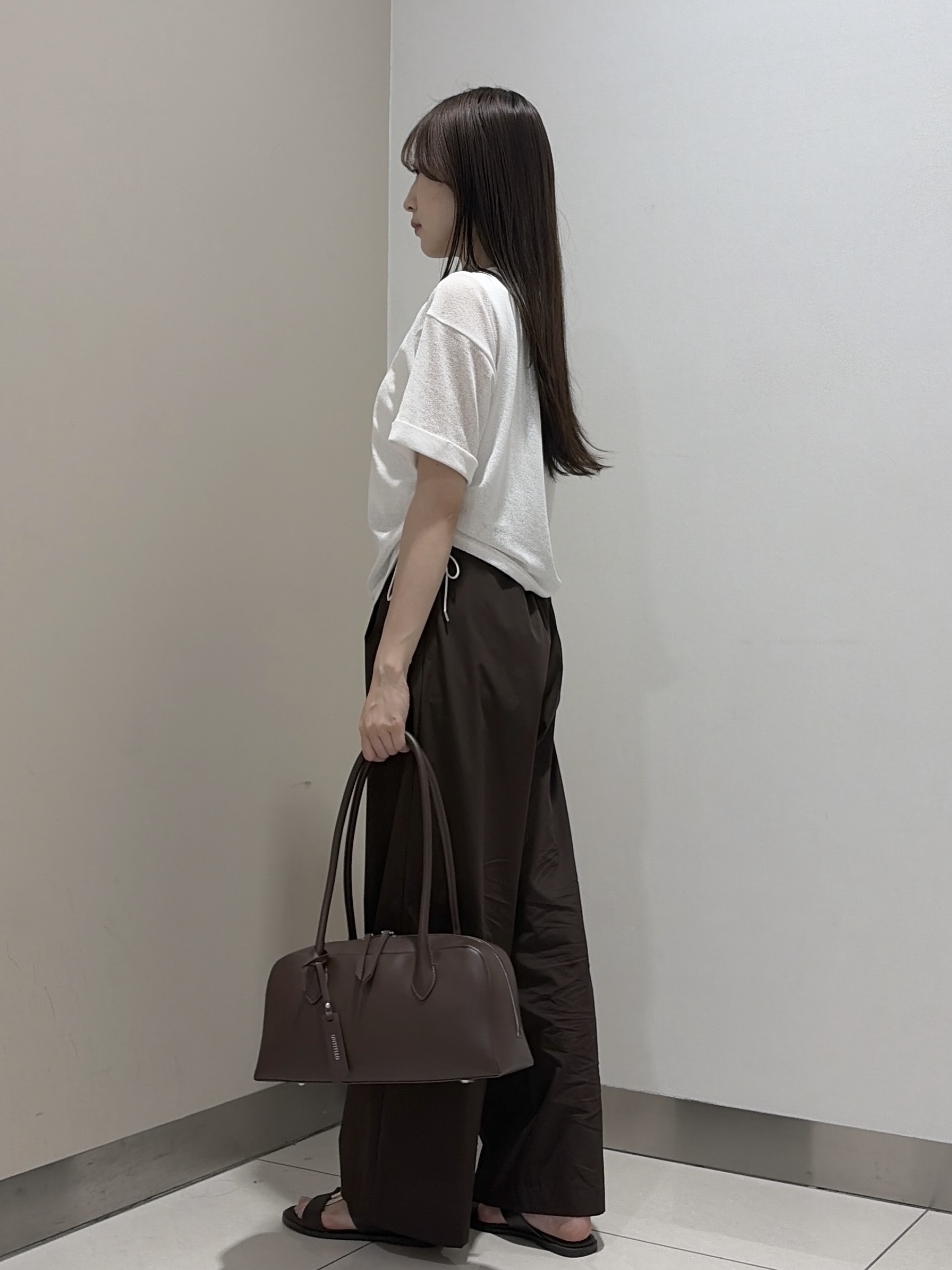 岡田美詩さんの「UNTITLED｜【絞れる/シアー】ドロストプルオーバージャージ」を使ったコーディネート