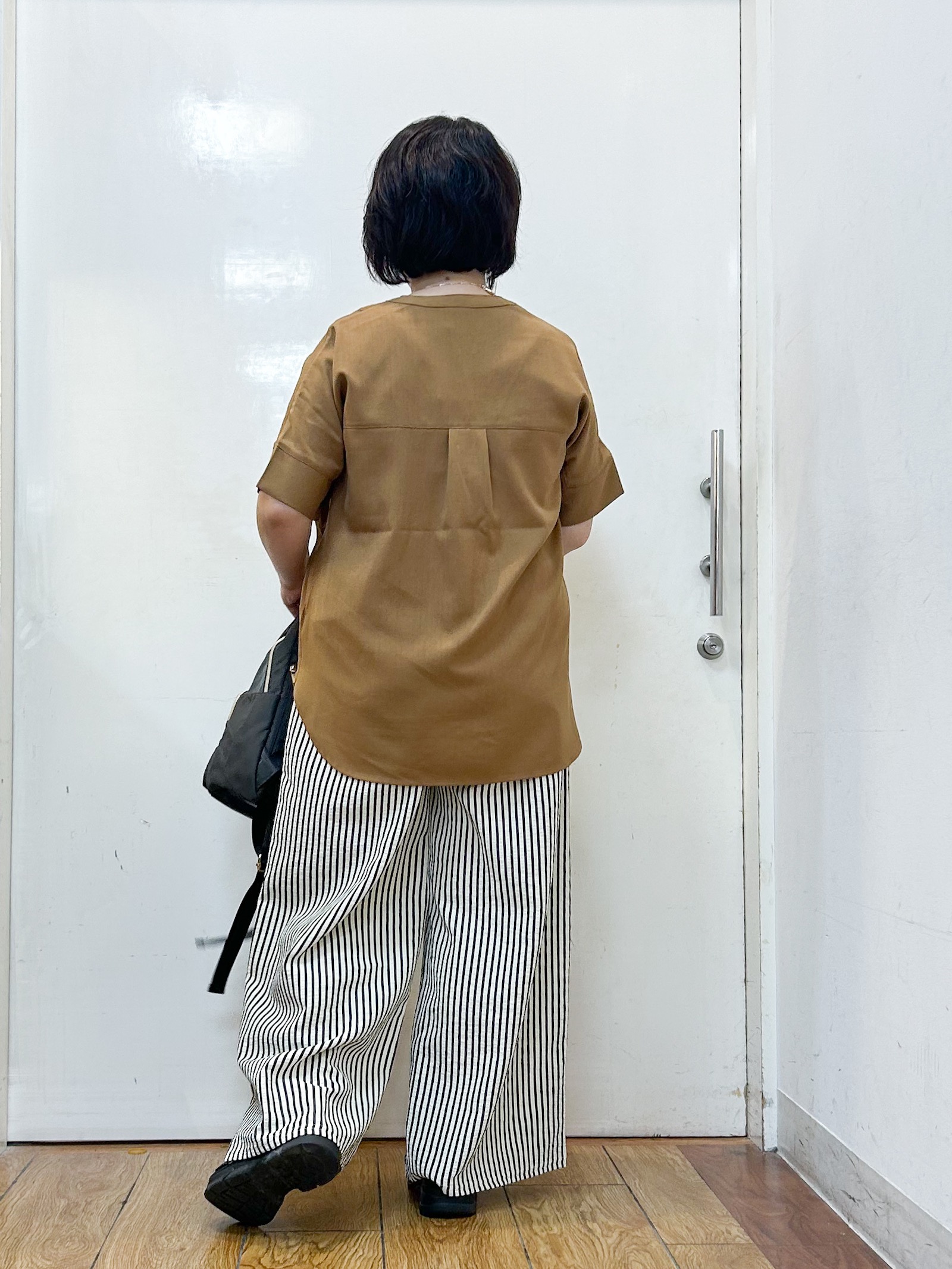 haruさんの「SHOO･LA･RUE｜【洗濯後しわになりにくい/UV/吸水速乾】Wポケットが目を引く オンオフ使えるスキッパーブラウス」を使ったコーディネート