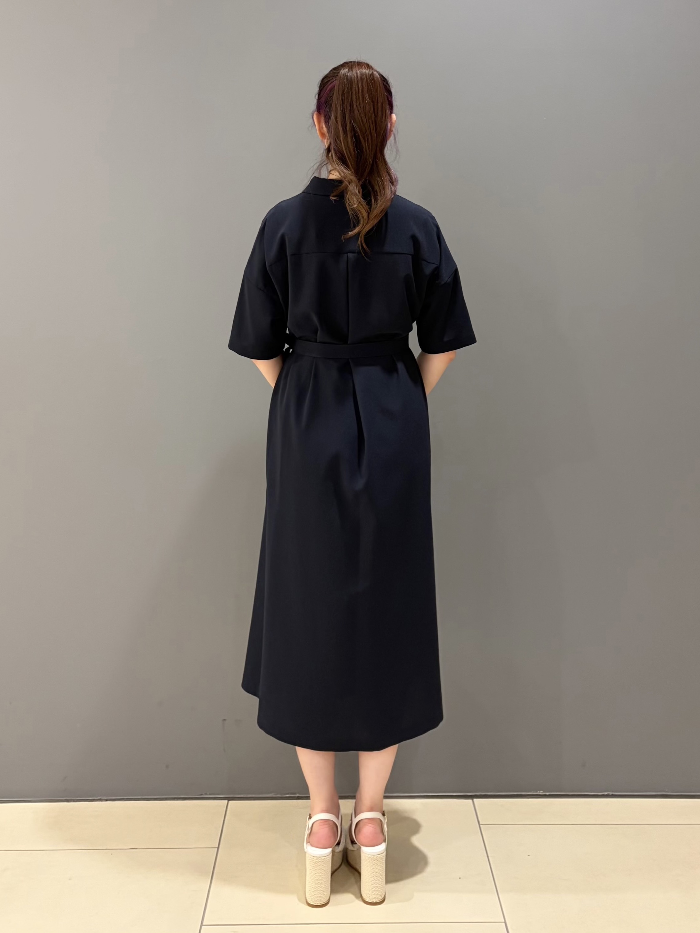 miさんの「UNTITLED｜【初秋も活躍/UVカット/接触冷感】エアリークールワンピース」を使ったコーディネート